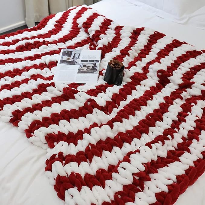 Maetoow Chenille Chunky Knit Blanket Throw （40×50 Inch）, Handmade Warm & Cozy Blanket Couch,... | Amazon (US)