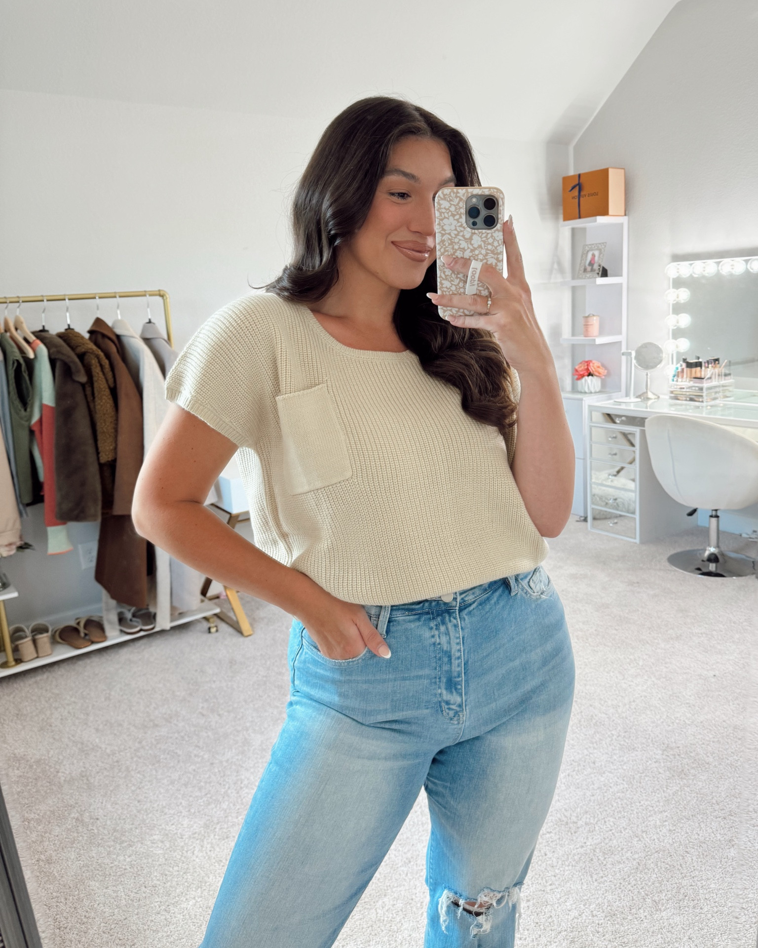Waffle knit crop top is a perfect go-to for all seasons! It’s so soft to - not itchy at all!🤎

Waffle knit top, fall outfit, midsize fashion, fall style, curvy fashion, affordable fashion

#LTKMidsize #LTKSeasonal #LTKFallSale