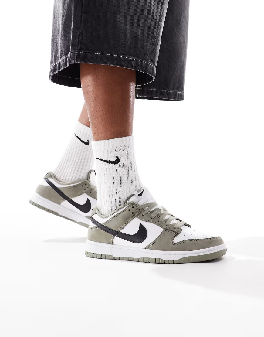Nike Dunk Low Retro unisex trainers in green-Grey | ASOS (Global)