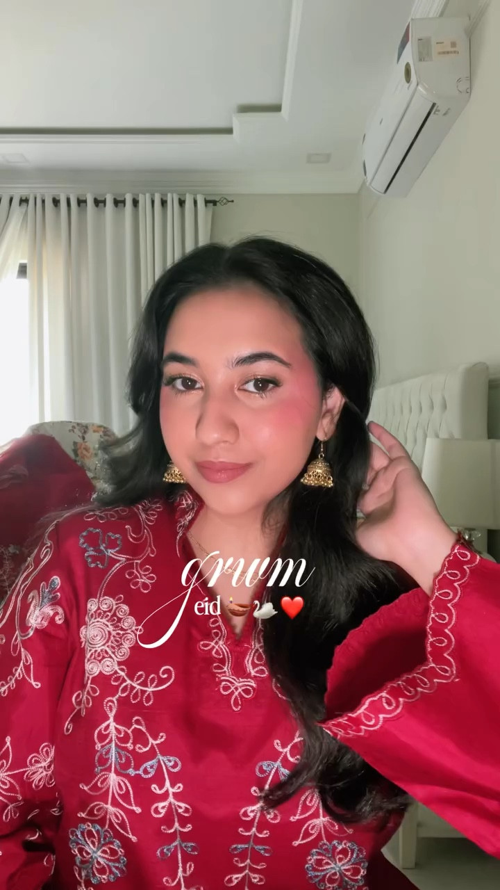 eid glam grwm 🦢✨❤️ 

makeup details: 
Color corrector and powder: @hudabeauty 
Concealers: @kikomilano @itcosmetics @elfcosmetics 
makeup brushes: @sephoracollection @realtechniques 
lashes @impresslashes 
blushes: @rarebeauty @kikomilanopakistan 
lipsticks: @valentino.beauty @masarratmakeup 
bronzer: @milanicosmetics @rarebeauty 
brow gels: @anastasiabeverlyhills 
mascara and setting spray @lorealparis 
lip liners: @lacolorscosmetics @makeupforever 
eyeshadows: @morphe2 @patricktabeauty 
foundation: @armanibeauty

#eidgrwm #eidglam #eidmakeuplook #makeupgrwm #browngirlmakeup