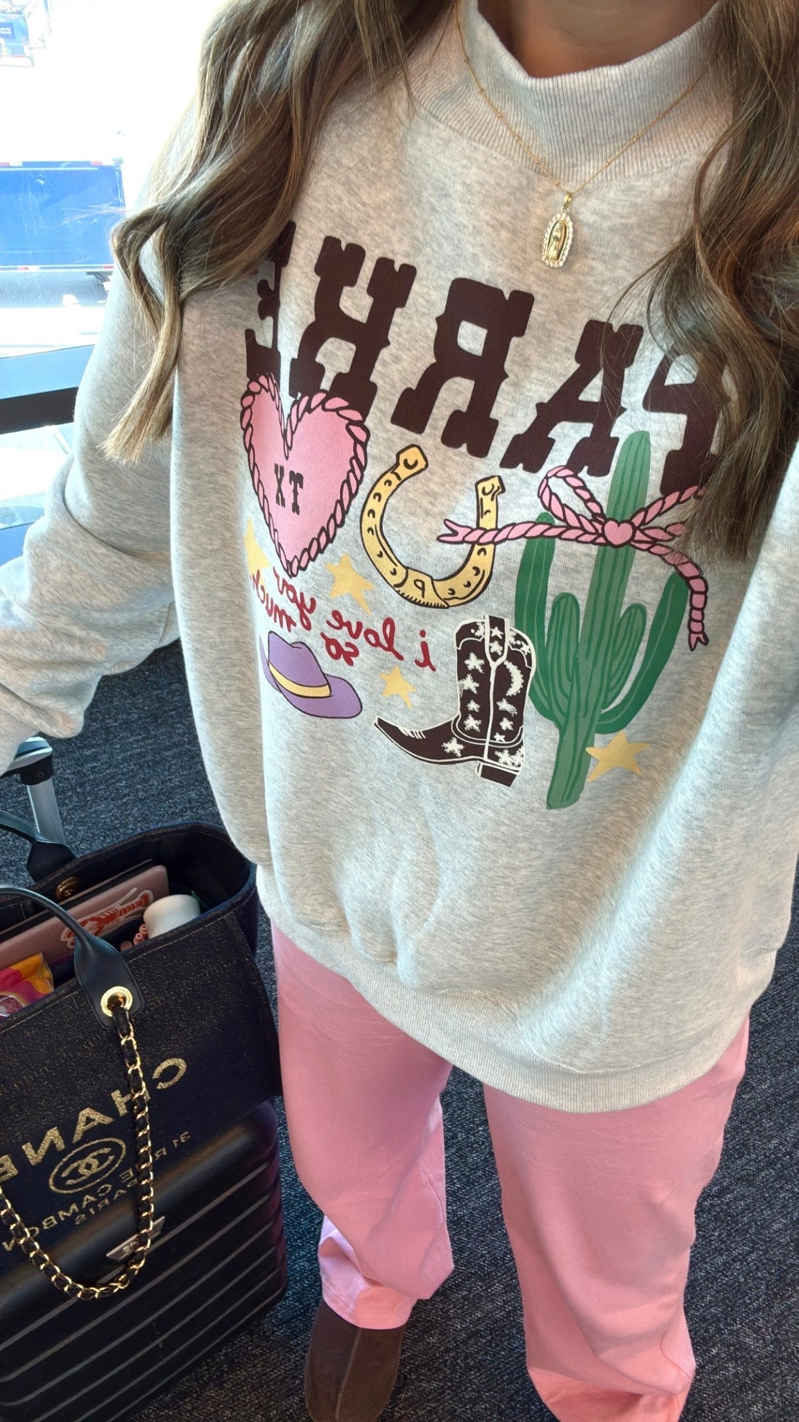 Parke sweatshirt, Parke Texas sweatshirt, gifts for her, gift guide for her, gift ideas for her, travel outfit 

Love this Texas Parke sweatshirt!😍🎀

#LTKTravel #LTKFindsUnder50 #LTKGiftGuide