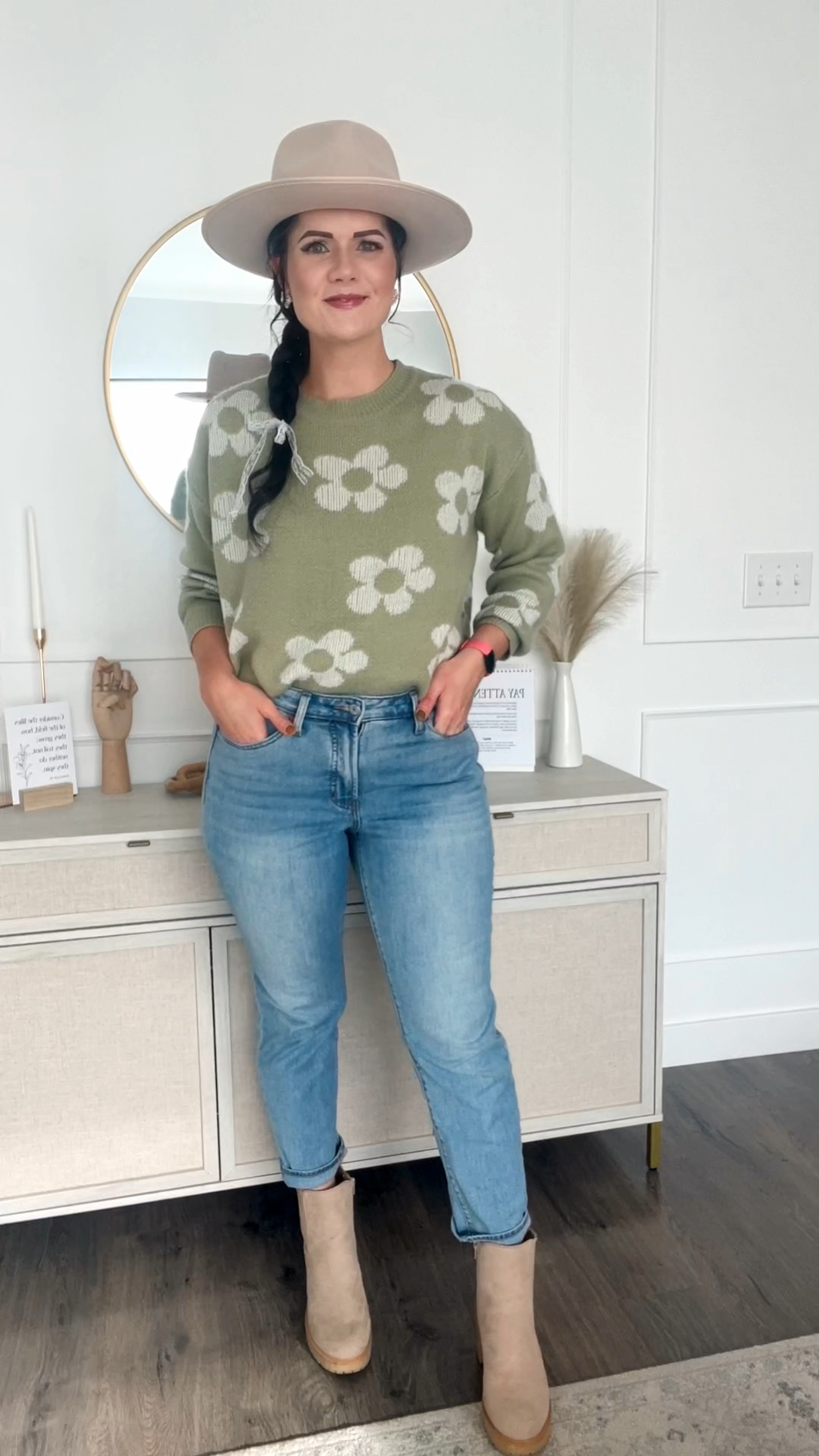 Modest fall outfits! Featuring pieces from Amazon, Old
navy, and Target! I’m 5’7 and wear medium/large bottoms and medium tops.

#LTKVideo #LTKFindsUnder50