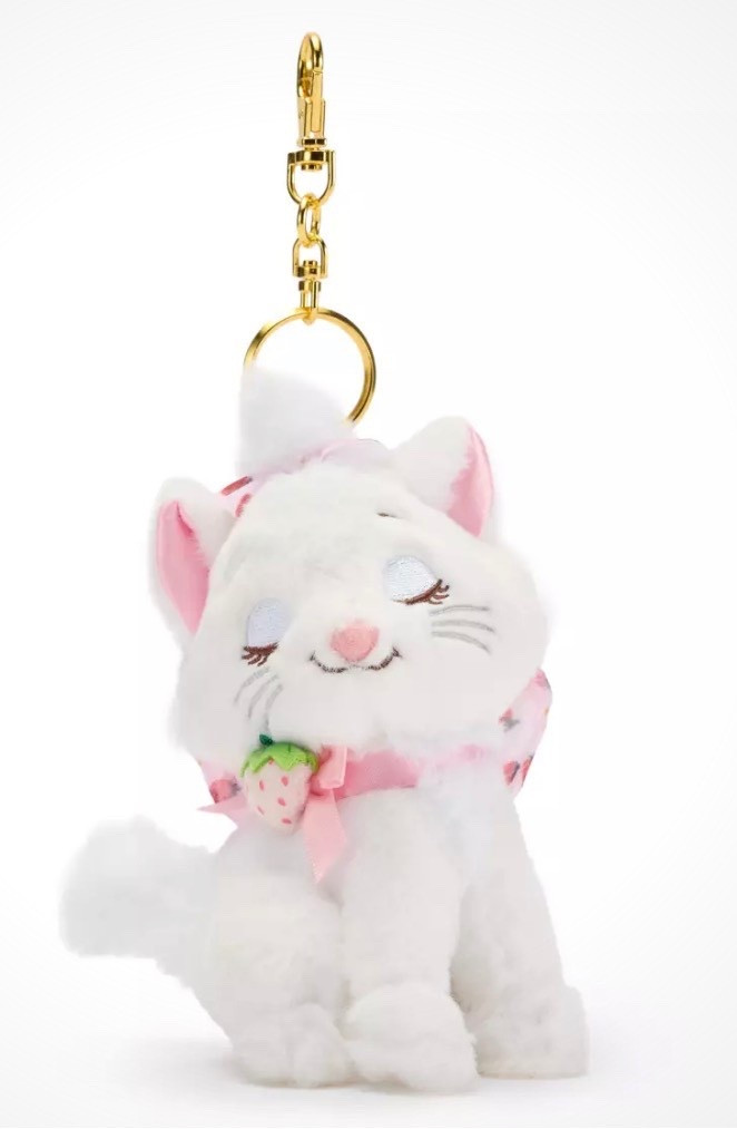 Stocking stuffer ideas from Disney store! Keychains, mugs, water bottles and more…all under $20 👏❤️

#LTKSaleAlert #LTKFindsUnder50 #LTKHoliday