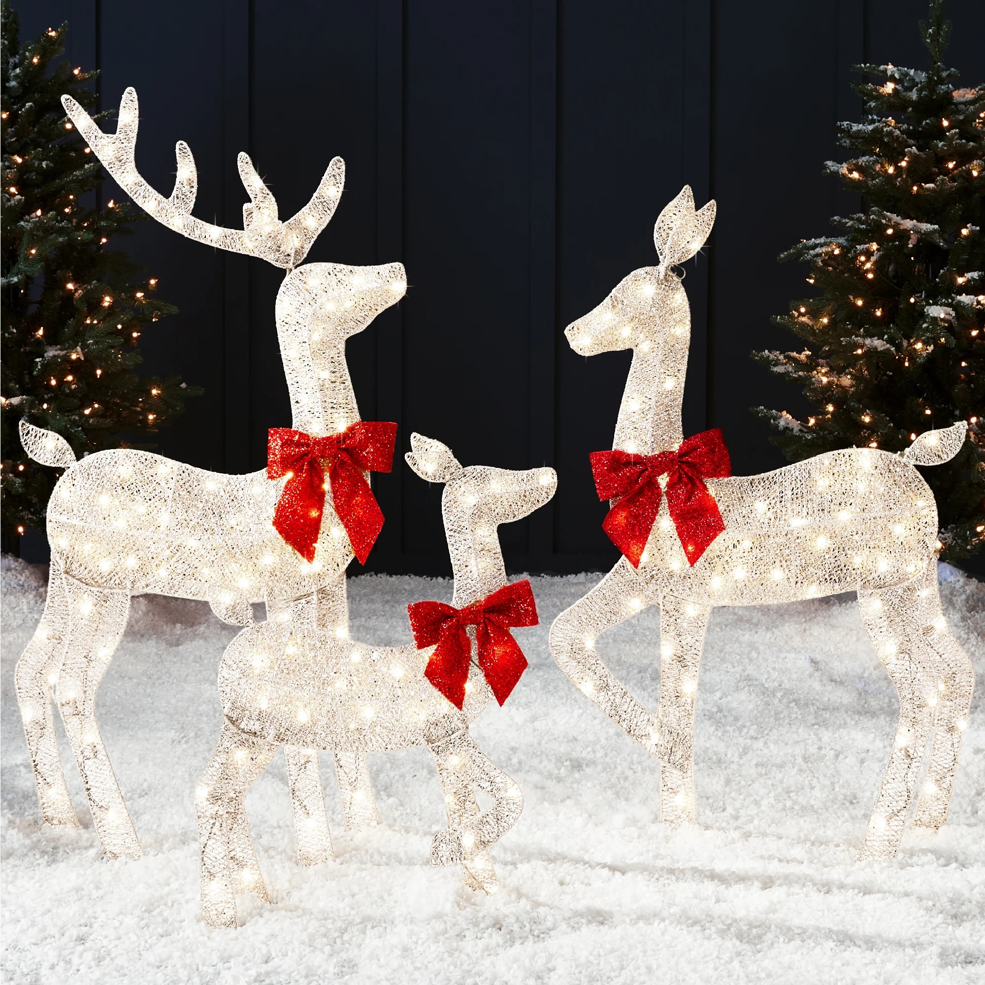 Best Choice Products 4ft 3-Piece Lighted 2D Christmas Deer Set Outdoor Yard Decoration w/ 175 LED... | Walmart (US)