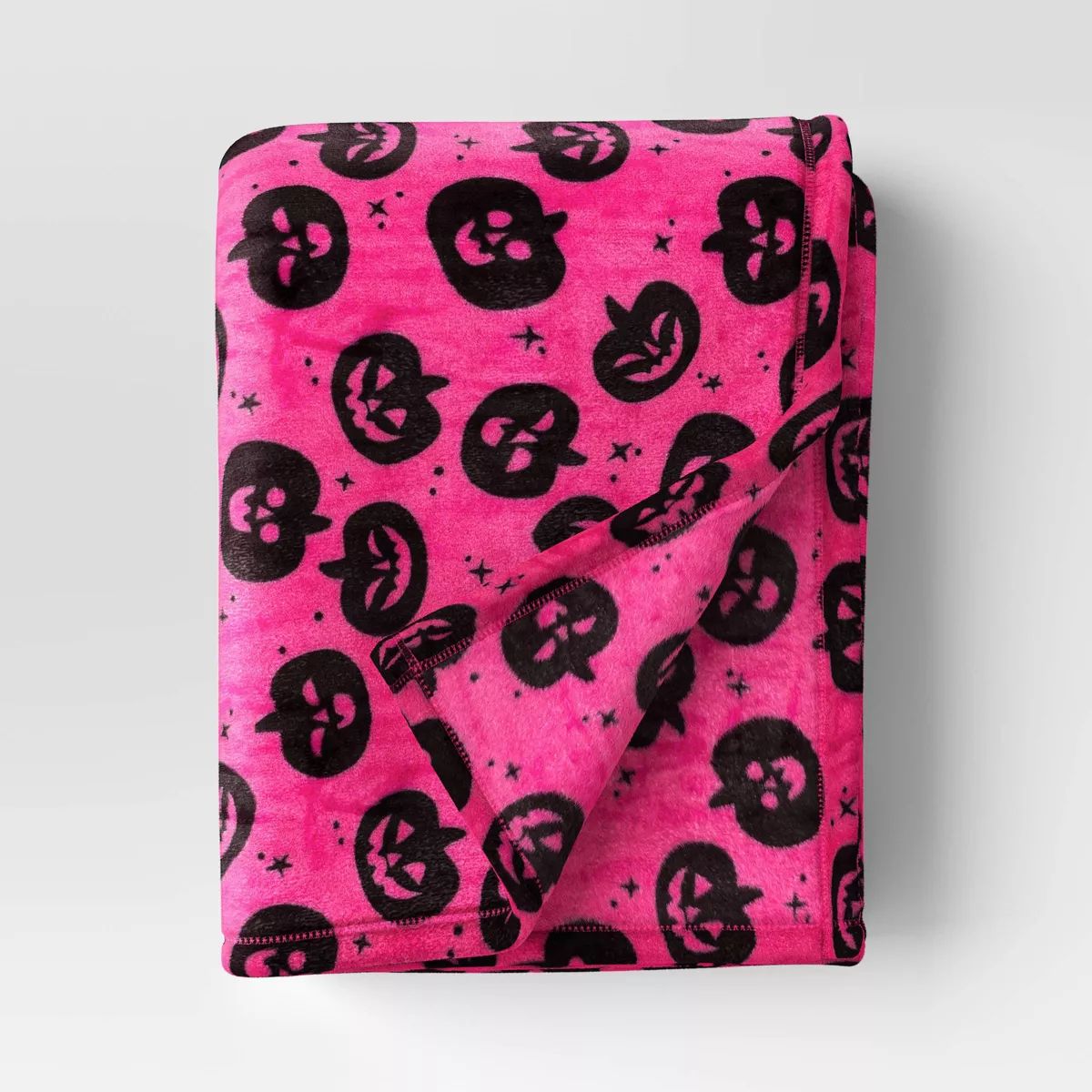 Pumpkin Printed Plush Halloween Throw Blanket Pink - Hyde & EEK! Boutique™ | Target