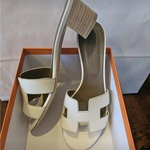 New in Box HERMÈS White Calfskin Oasis Sandals | Poshmark