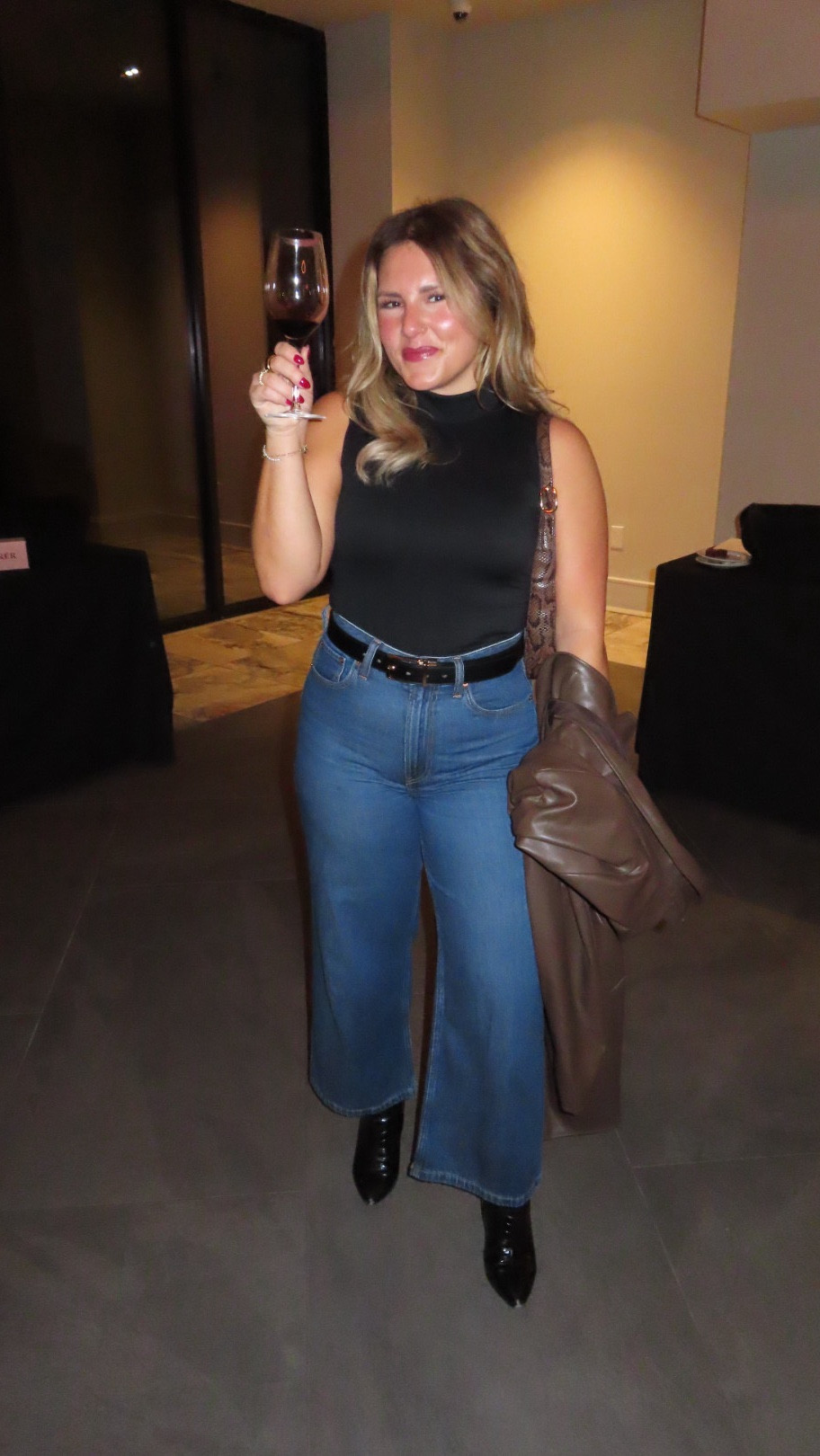 simple staple outfit 🖤

fall fashion, capsule wardrobe, simple outfit, winter outfit 

#LTKStyleTip #LTKootd #LTKShoeCrush