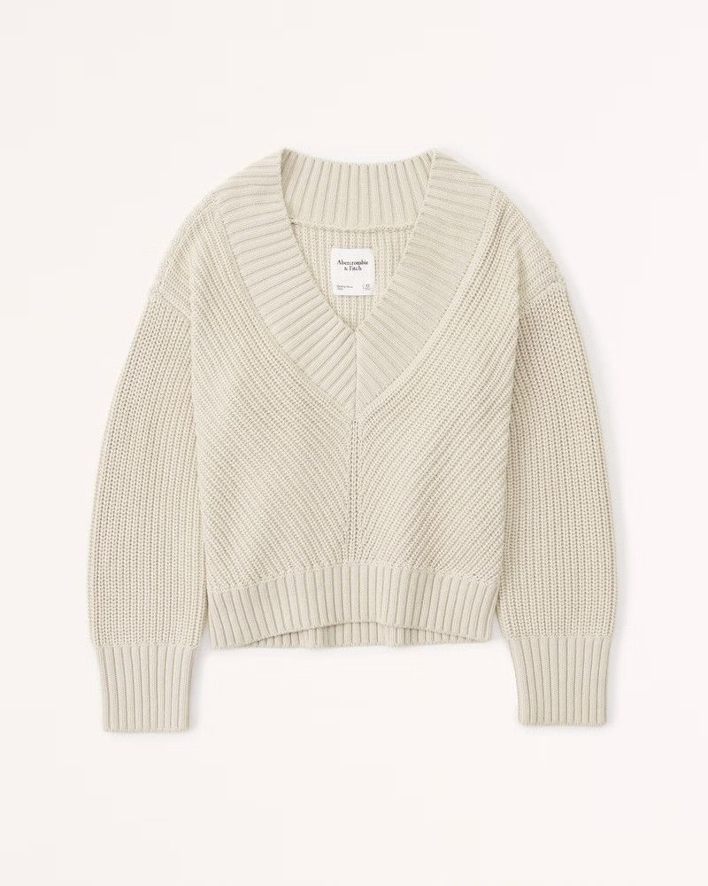 Wedge V-Neck Sweater | Beige Sweater Sweaters | Abercrombie Sweater Outfit | Winter Outfit | Abercrombie & Fitch (US)