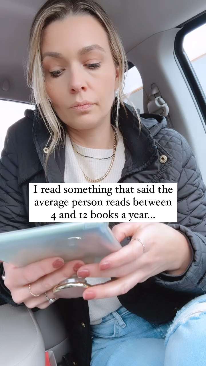 Finally broke down and got a kindle… no regrets!!!! #kindle #amazonkindle