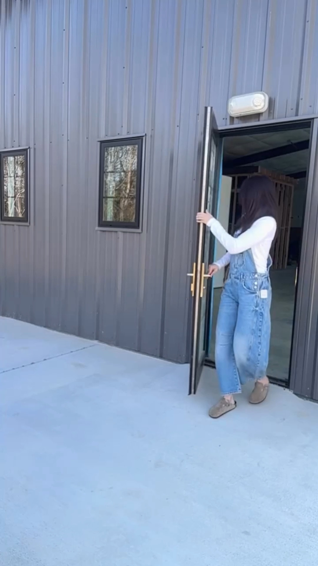 I think it’s a win! Plus they’re super comfortable! Wearing the size small 

Also, is 74 degrees here today! So wild, but I’m loving it!

#LTKTall #LTKOver40 #LTKootd