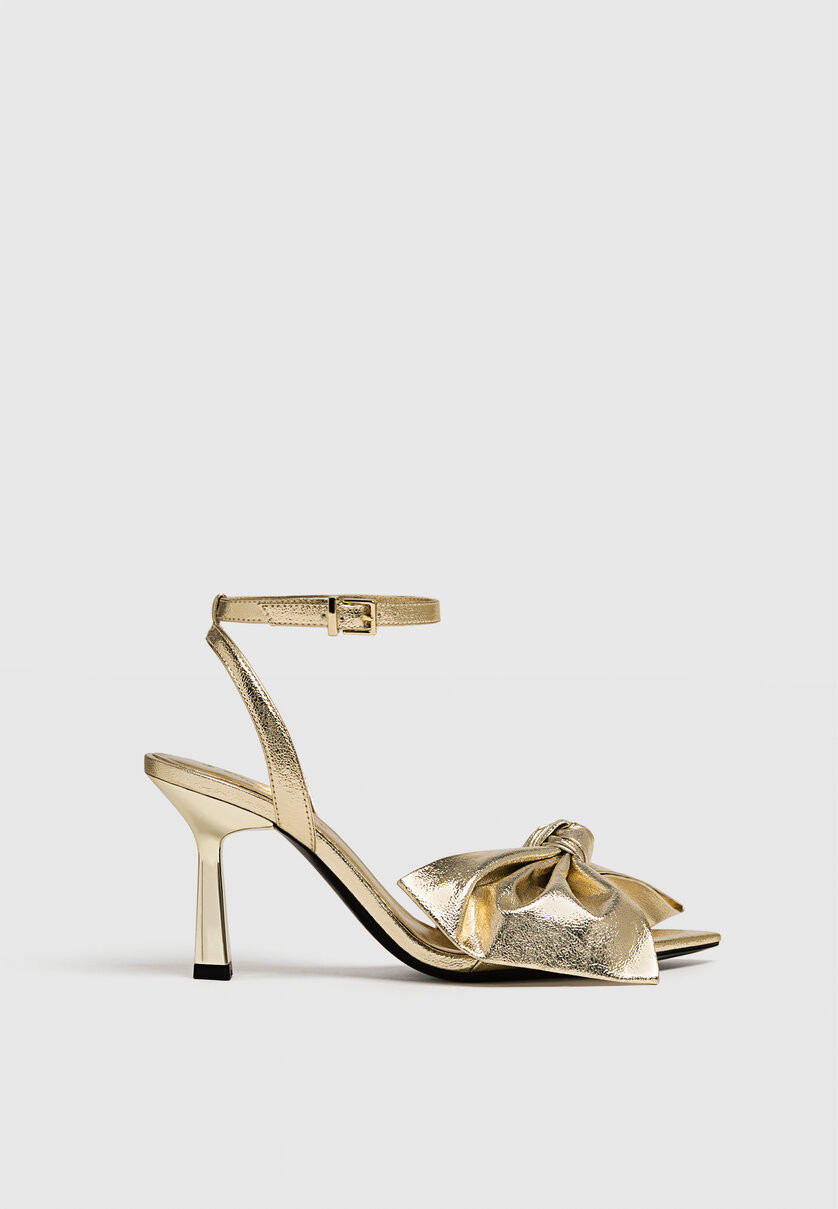 High-heel sandals with maxi bow - Women's fashion | Stradivarius United Kingdom | Stradivarius (UK)