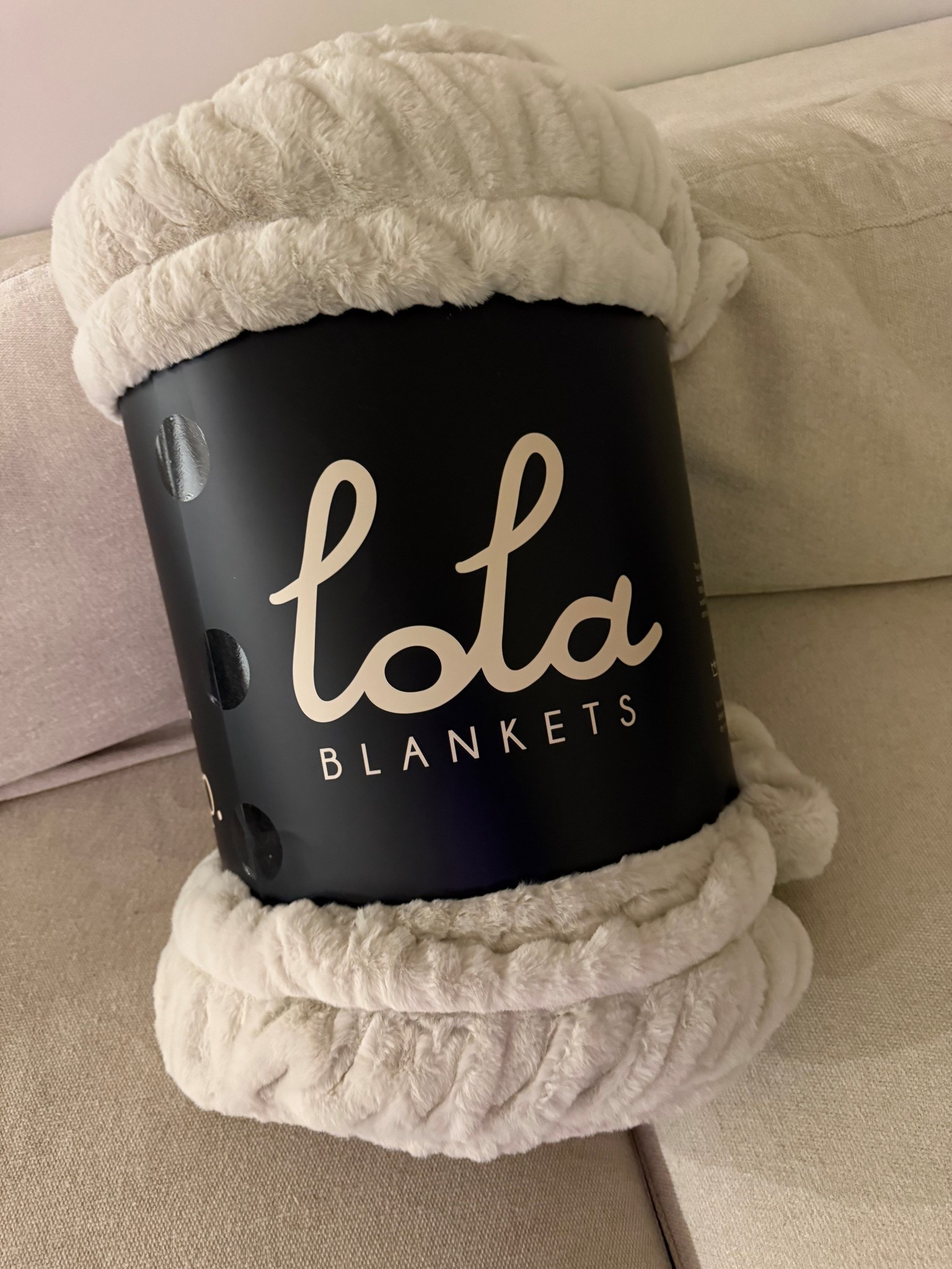 The softest blanket ever!!!! My only regret is that I didn’t buy it sooner!!!! My whole family has them now. 

Use my code LISAMARIE45 to save!!!!! The cheapest I’ve ever seen them! 

#LTKValentine #LTKSaleAlert #LTKHome