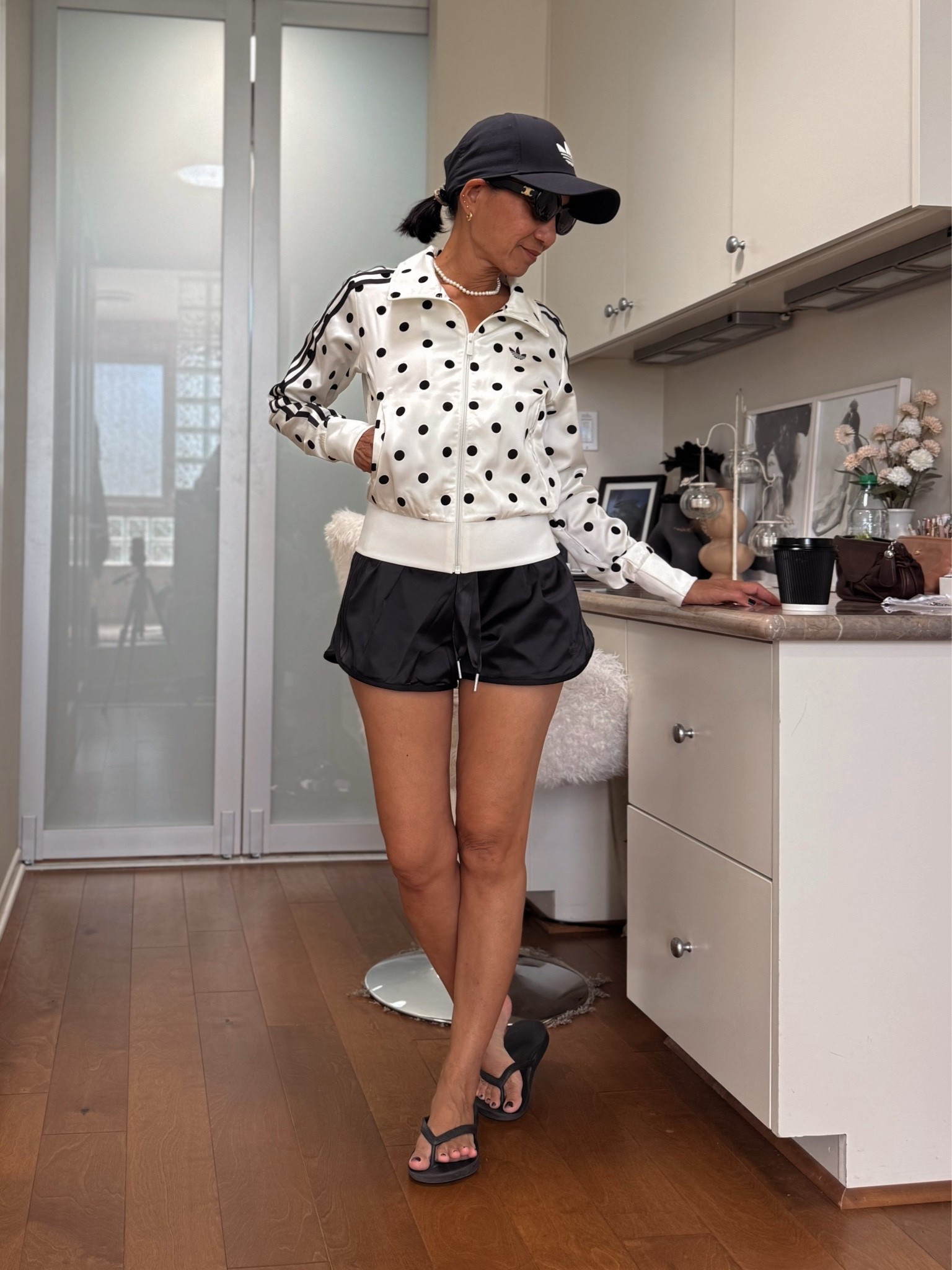 I’m 5’2” and weigh 98 lbs. My go-to sizes are XS, 00, or 24 for clothes, and I usually rock a 5.5 to 6 in shoes.
#polkadotslover

#LTKootd