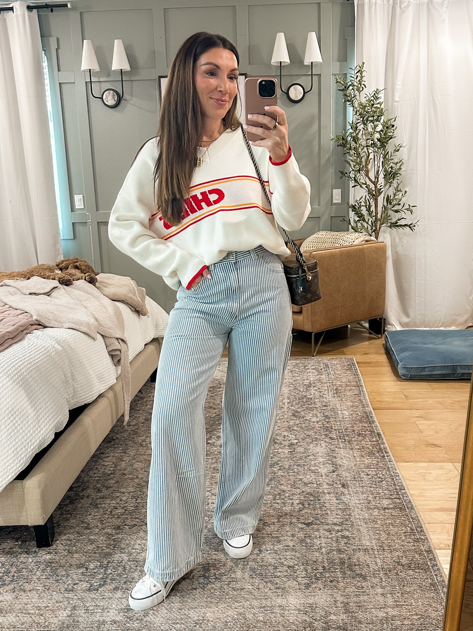 #chiefs #Super Bowl #target 
Pants are actually AMAZING! I will be styling these alll spring. Wearing size 27

#LTKFindsUnder50 #LTKStyleTip