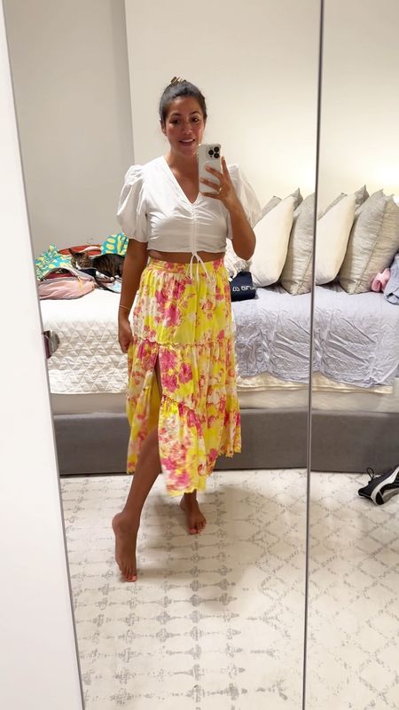 My Rent The Runway haul for a tropical vacation! Flowy printed dresses, bright skirts with high slits…can’t wait to be in the warm weather!

Use code RTRALIJ for 40% off your first month of Rent The Runway .

#LTKtravel #LTKstyletip #LTKSeasonal
