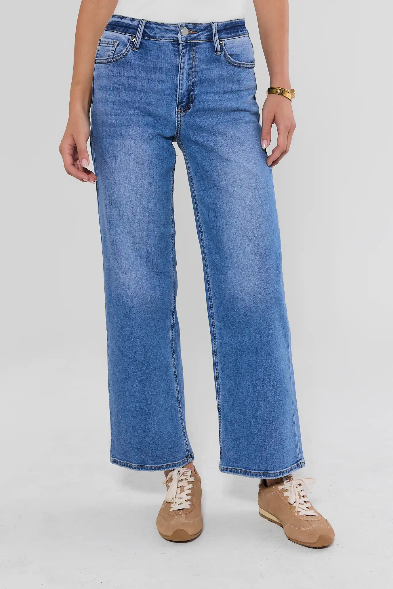 Halden Medium Wash Straight Leg Jeans | Avara