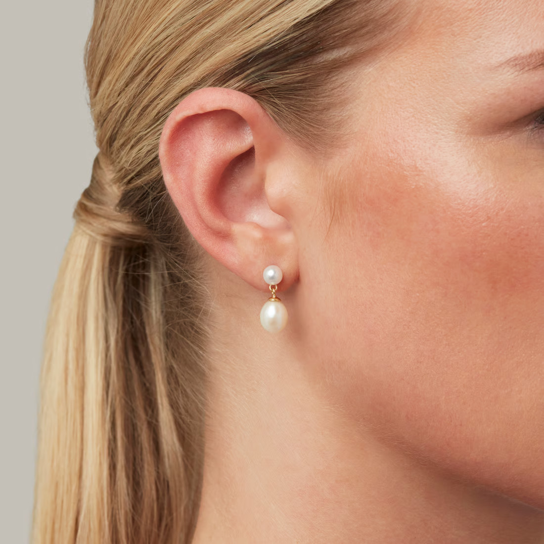 Pearl Dropper Earrings

        
            
            Freshwater Pearls set in 18ct Yellow Go... | Aspinal of London US