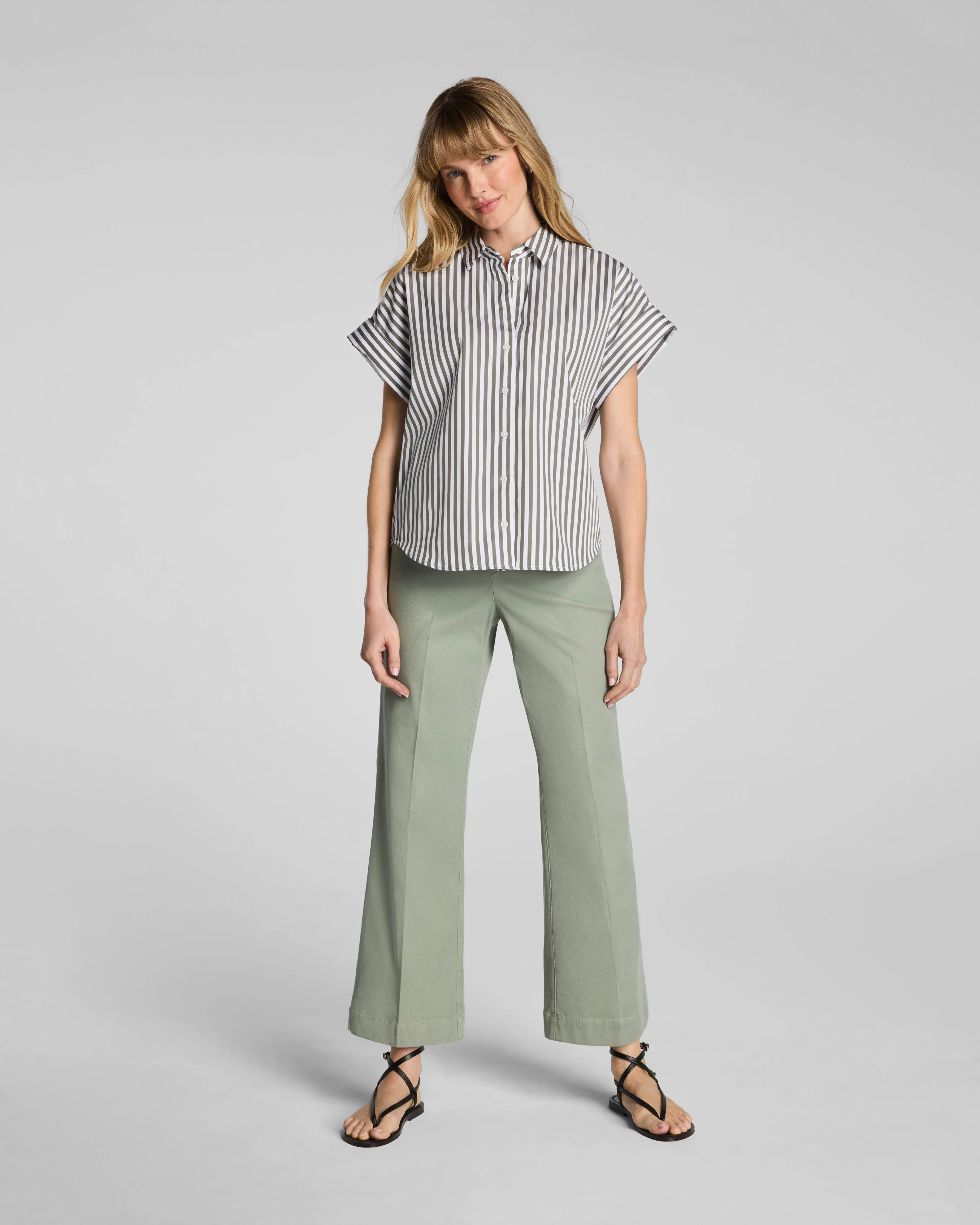 SPANXsupersmooth™ Stretch TwillCropped Easy Flare Pant | Spanx