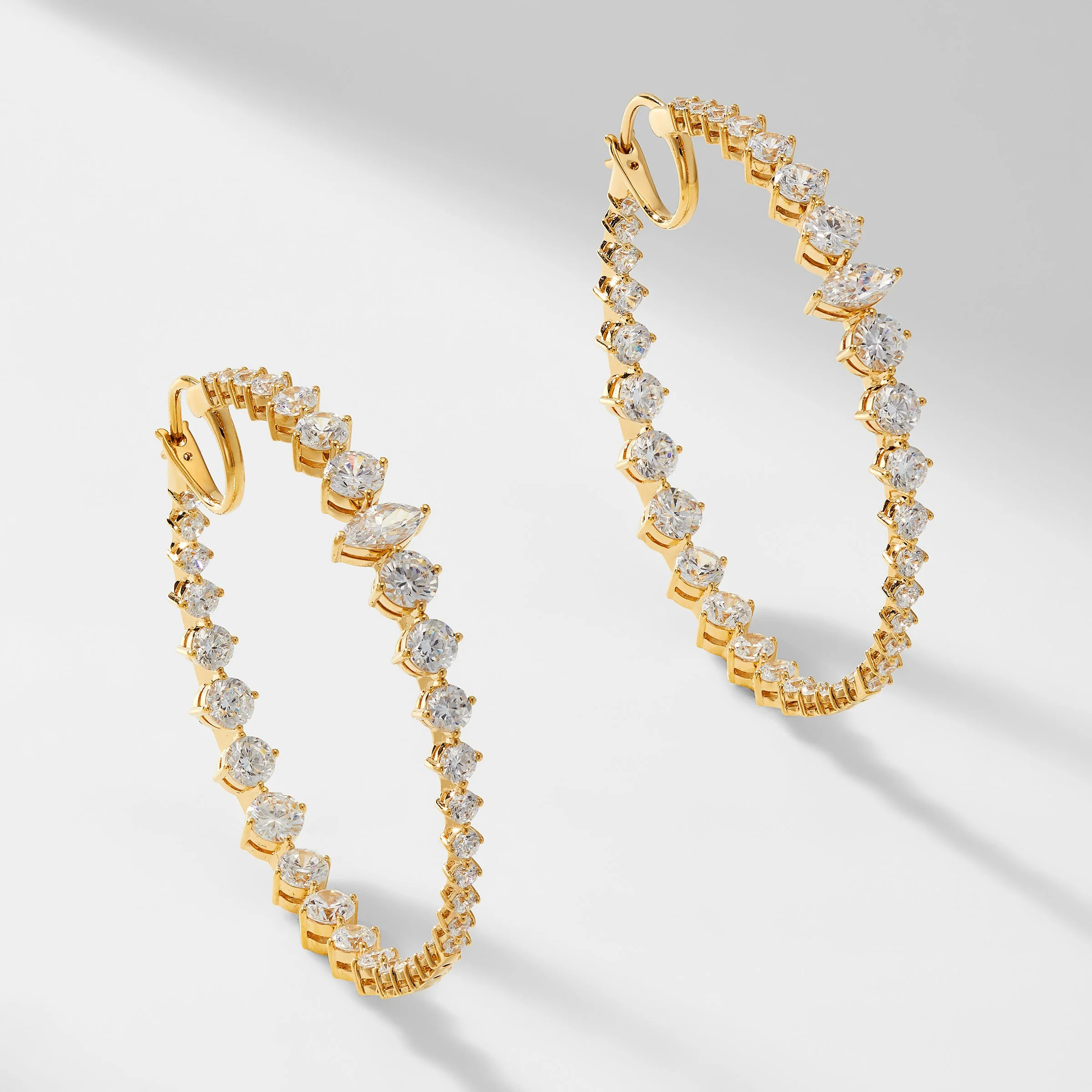 LEAH STATEMENT HOOP EARRINGS | NADRI