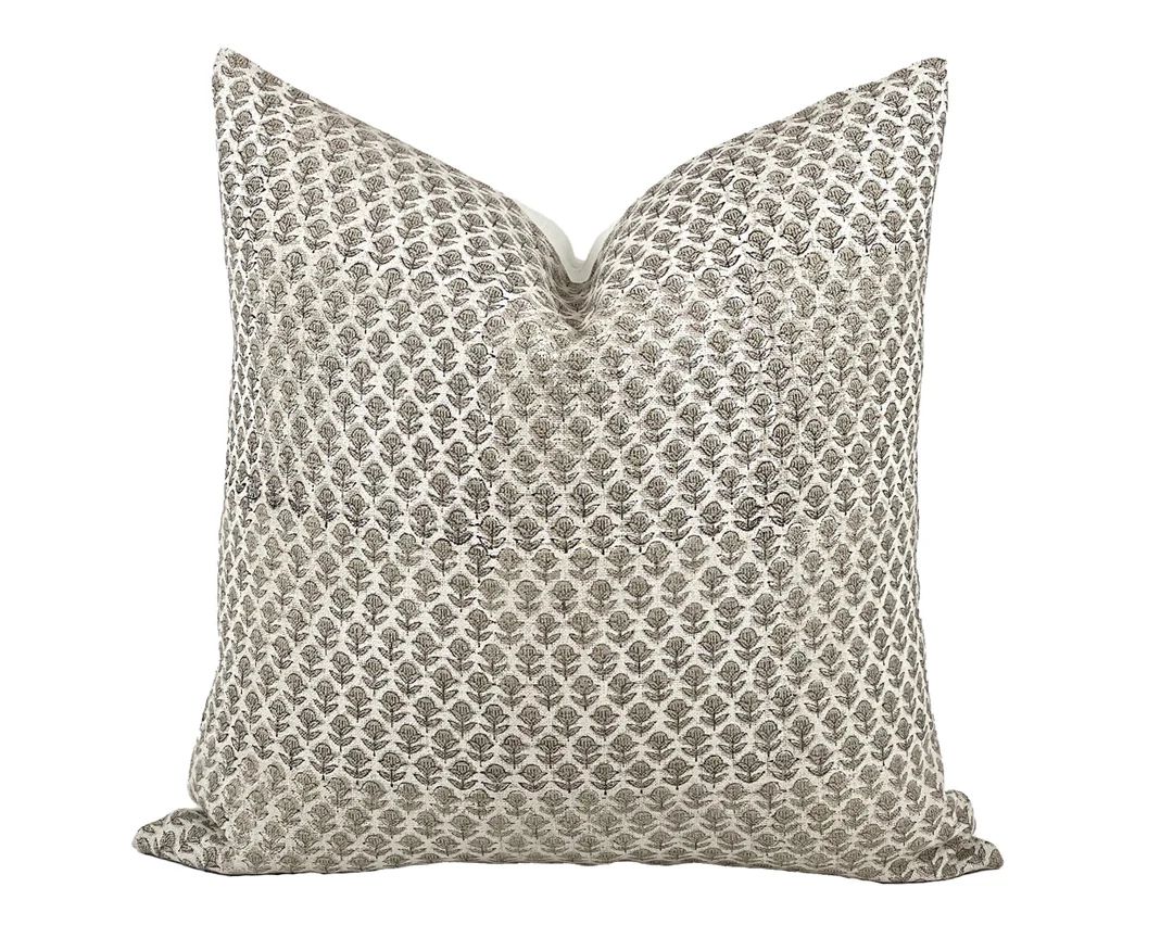 ELODIE | Designer Beige Floral Linen Pillow Cover, Block Print Pillow, Farmhouse Pillow, Small Fl... | Etsy (CAD)