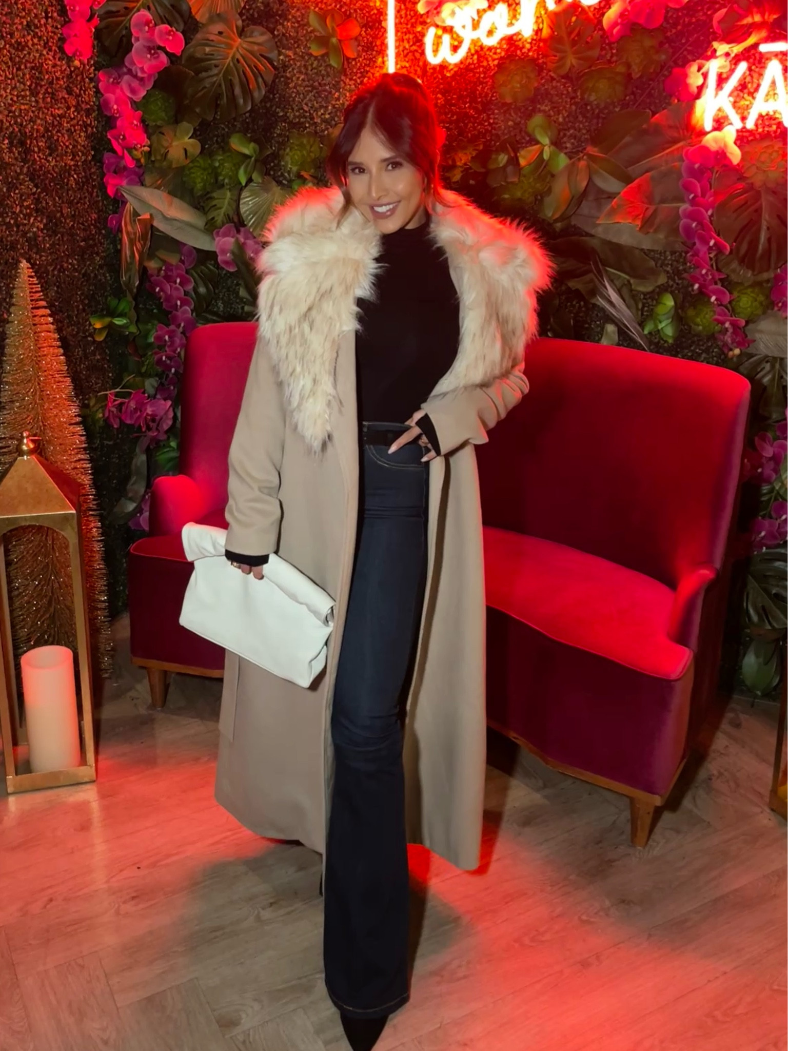 The coat that lives in my head rent freee

#LTKHoliday #LTKParties #LTKSeasonal