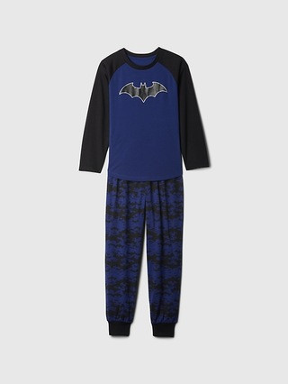 GapKids &amp;#124 DC Recycled Batman PJ Joggers Set | Gap (US)