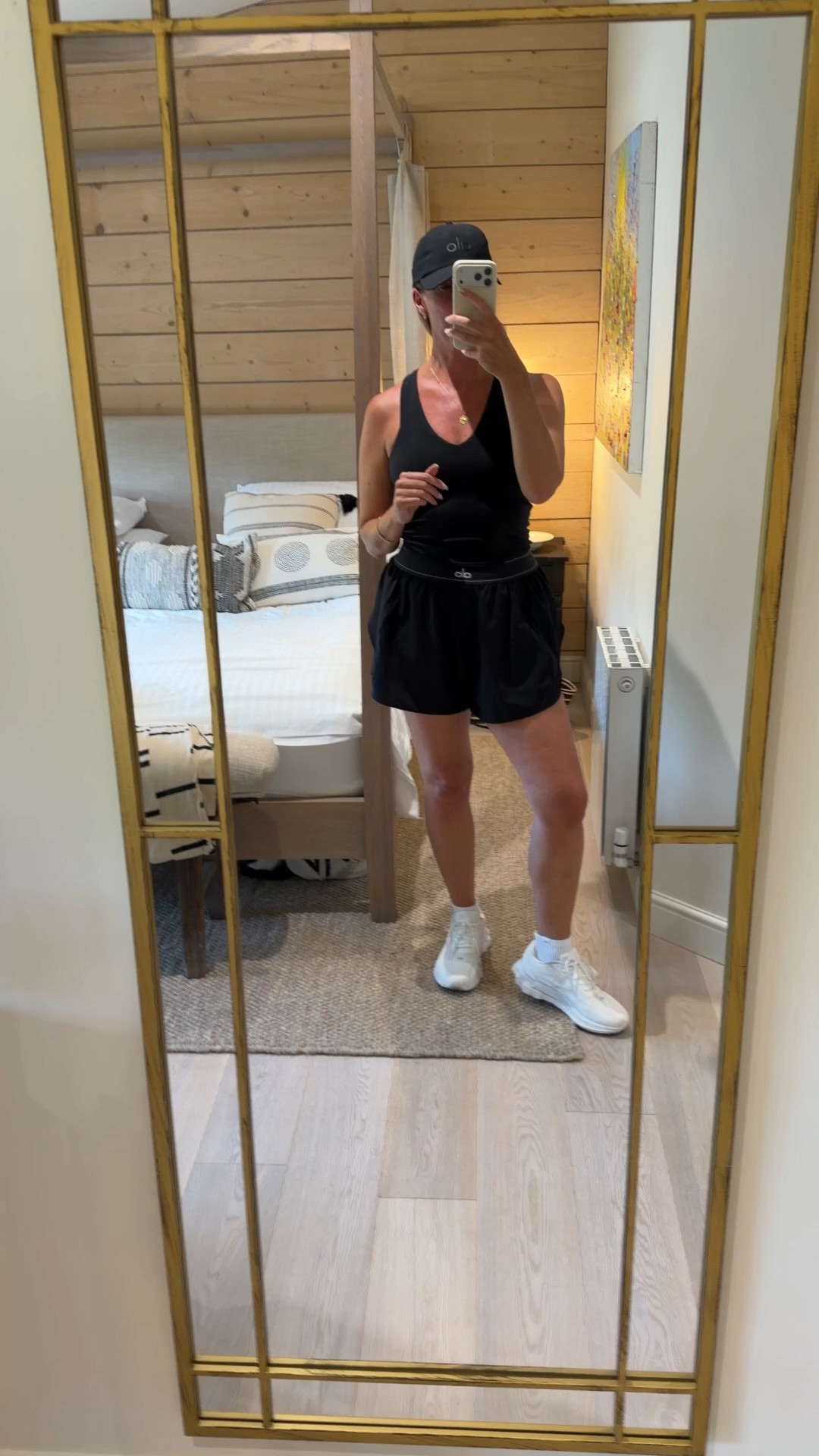 Chic workout / running set 

I’m a uk 14 / 34c and wearing a large in everything.

#LTKuk #LTKstyletip