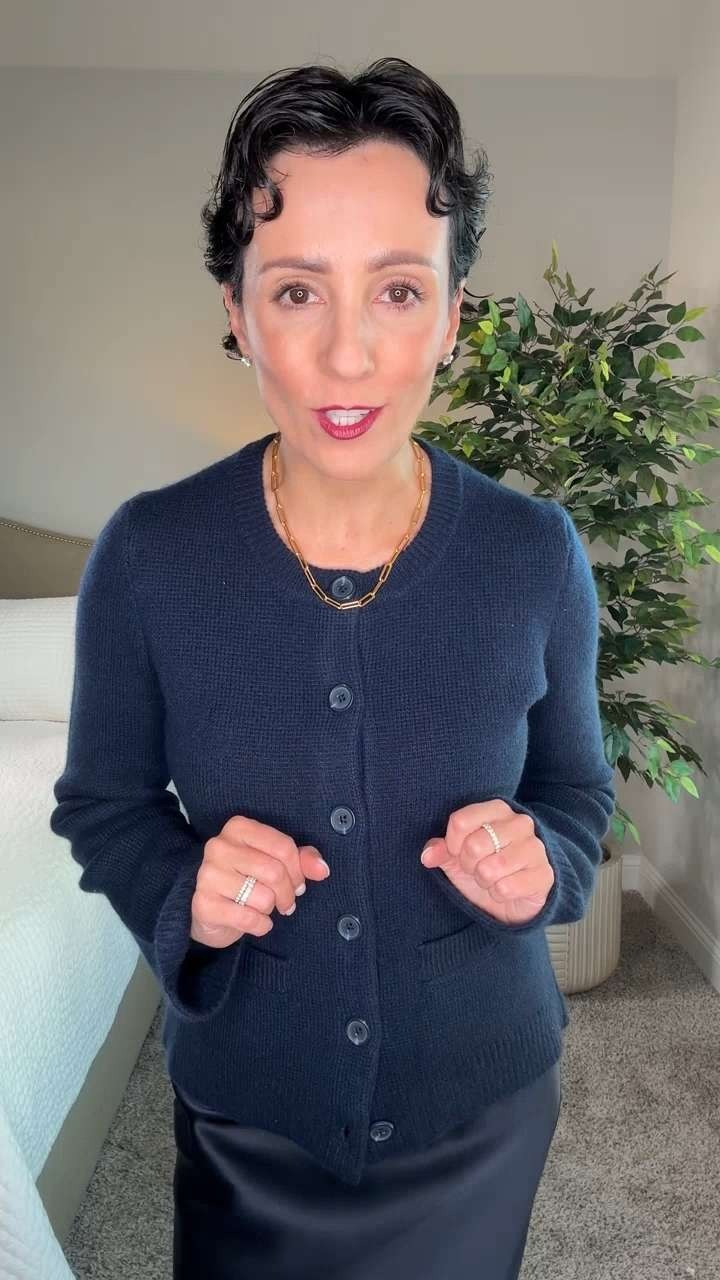 I’ve been wearing Quince for a while now and it’s a brand I truly trust. Every piece feels high-end with amazing fabrics and fit, but without the luxury price tag. 🤎

This cashmere cardigan and silk skirt combo might be my favorite yet. It’s simple, timeless, and feels so good on. The chocolate wool jacket adds that rich, cozy layer, and the leather jacket has that relaxed, cool vibe that instantly elevates any outfit.

If you’ve been thinking about trying Quince, this is your sign. Quality, comfort, and style that you’ll actually wear again and again. ✨

#quincepartner @onequince 

 