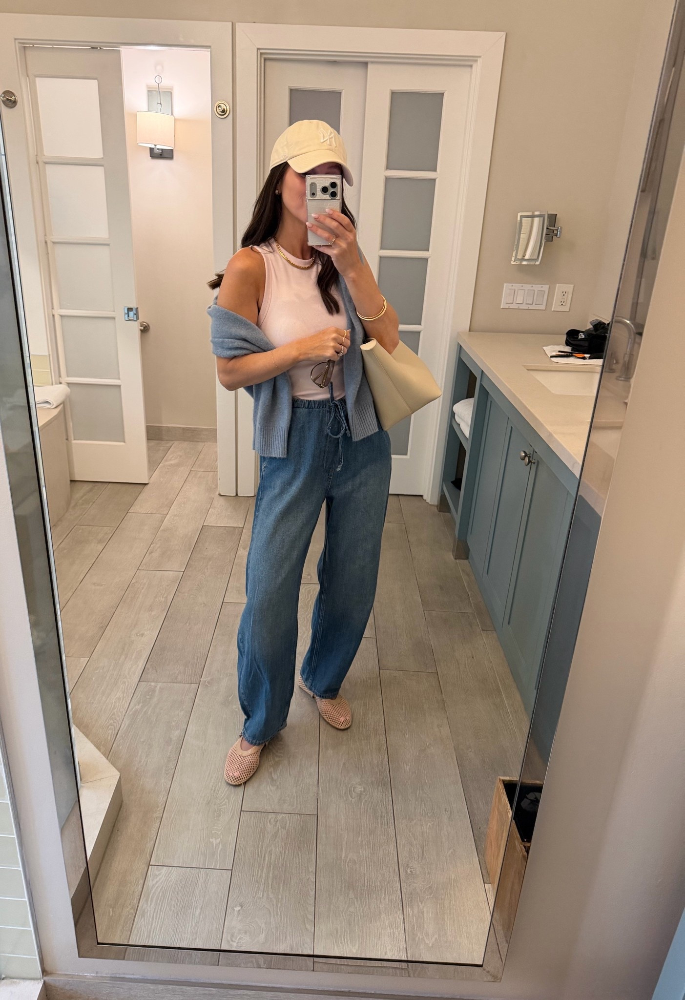 Comfy travel outfit. These pants are amazing. So soft and come in multiple colors and lengths. I did my true size small and regular length and I’m 5’5 and a half!

#LTKootd #LTKOver40 #LTKTravel