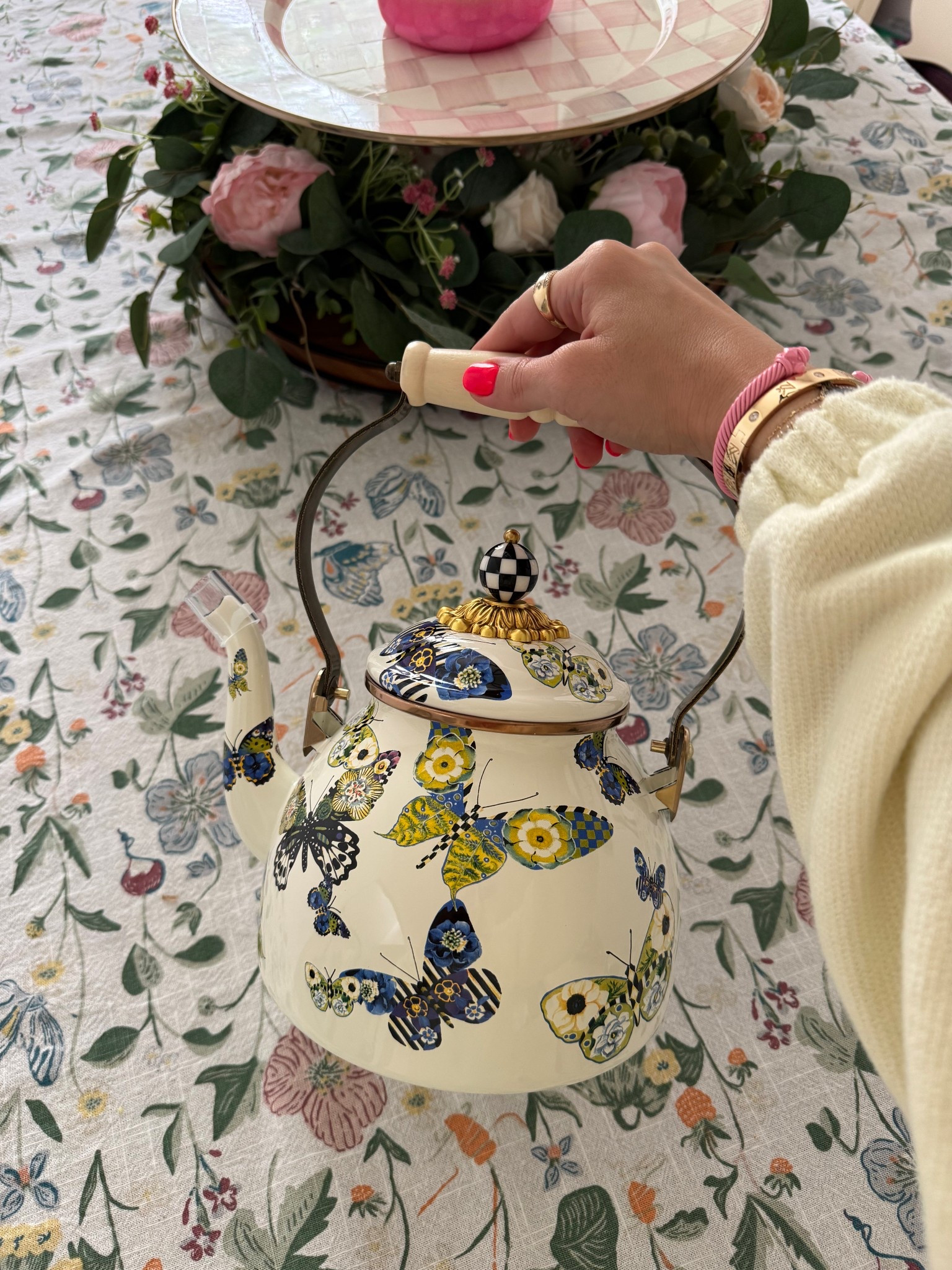 Mackenzie Childs tea kettle
Mother’s Day gift idea

#LTKGiftGuide #LTKFindsUnder100 #LTKHome