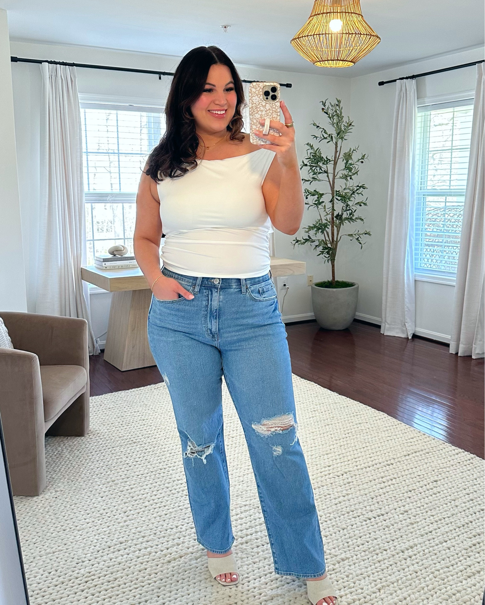 Midsize denim try on from Torrid! Honestly denim shopping is quite literally my least favorite thing to do but I’m happy to report we have a lot of winners here!! 

My only misses were the last two - the wide leg just wasn’t my favorite look but they fit perfectly + the last pair with the big pockets, they were too snug. 

All jeans in a size 12 tall 
Top - size xl (xl cups too) 
Heels - 10 *same heels as linked, but these are the linen version 


Jeans, midsize, denim haul, denim, plus size jeans, plus size denim, midsize denim, midsize jeans, torrid, torrid denim 


#LTKPlusSize #LTKSeasonal #LTKMidsize