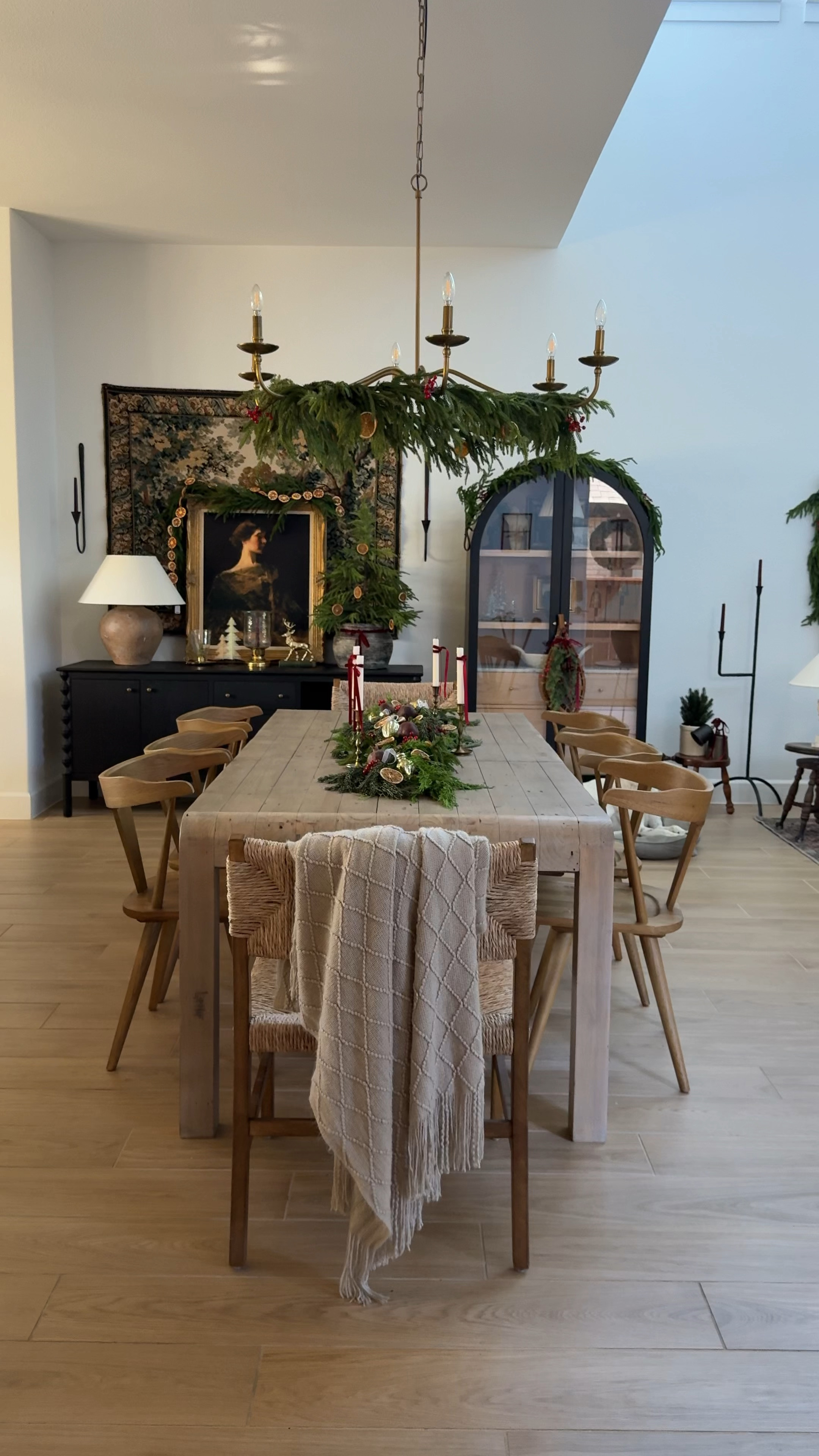 Dining room, Christmas dining room, Christmas 

#LTKHoliday #LTKHome