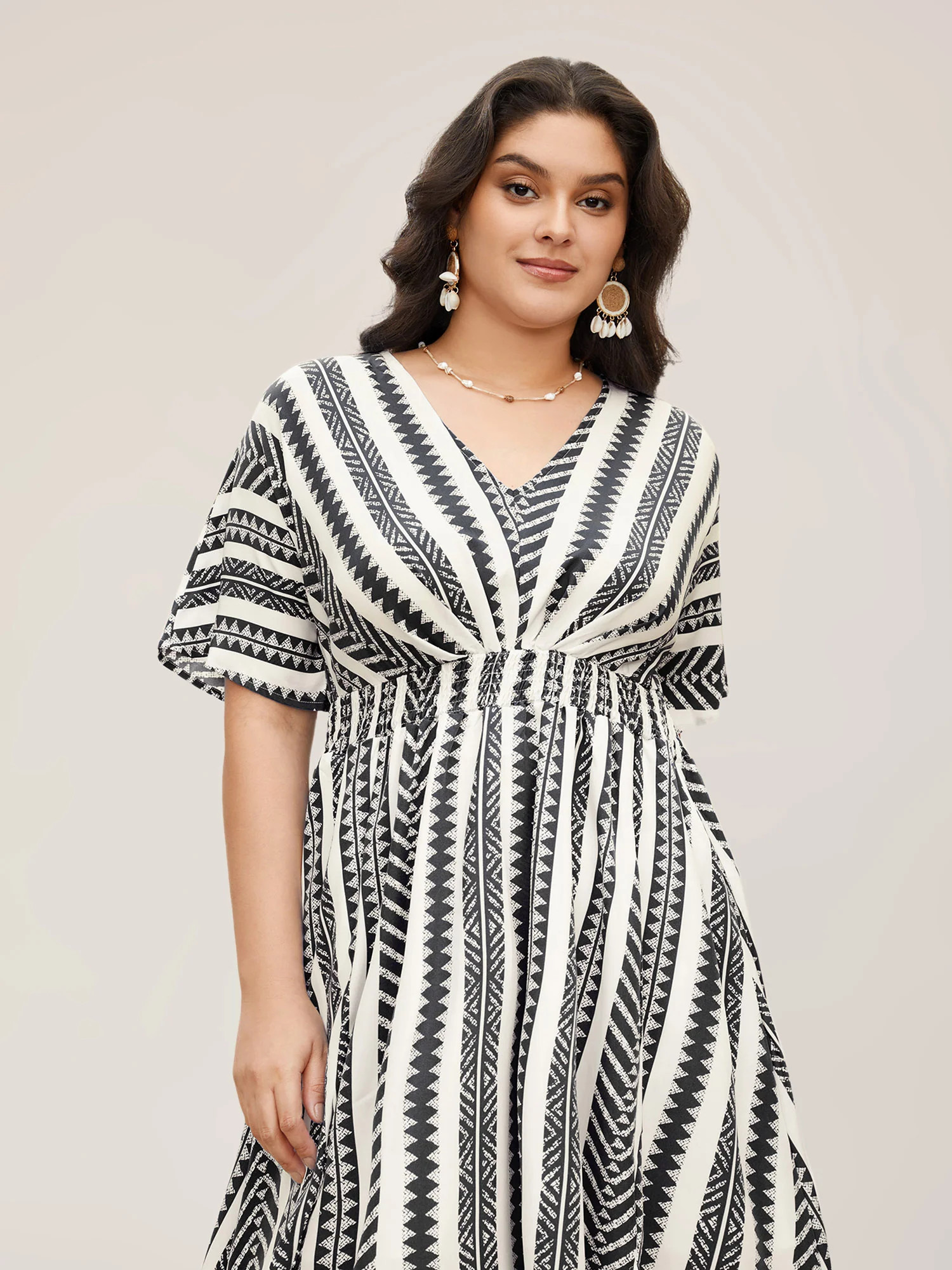 Solid Geometric Dolman Sleeve Pocket Shirred Split Hem Dress | Bloomchic