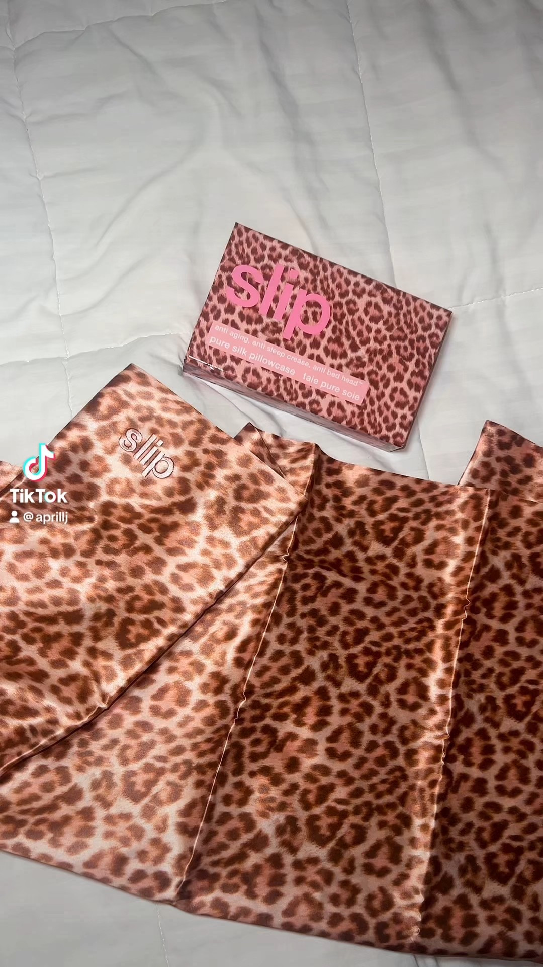 Chic gift idea for the wellness/ beauty lover! #ltkholiday

#LTKGiftGuide #LTKHome #LTKHoliday