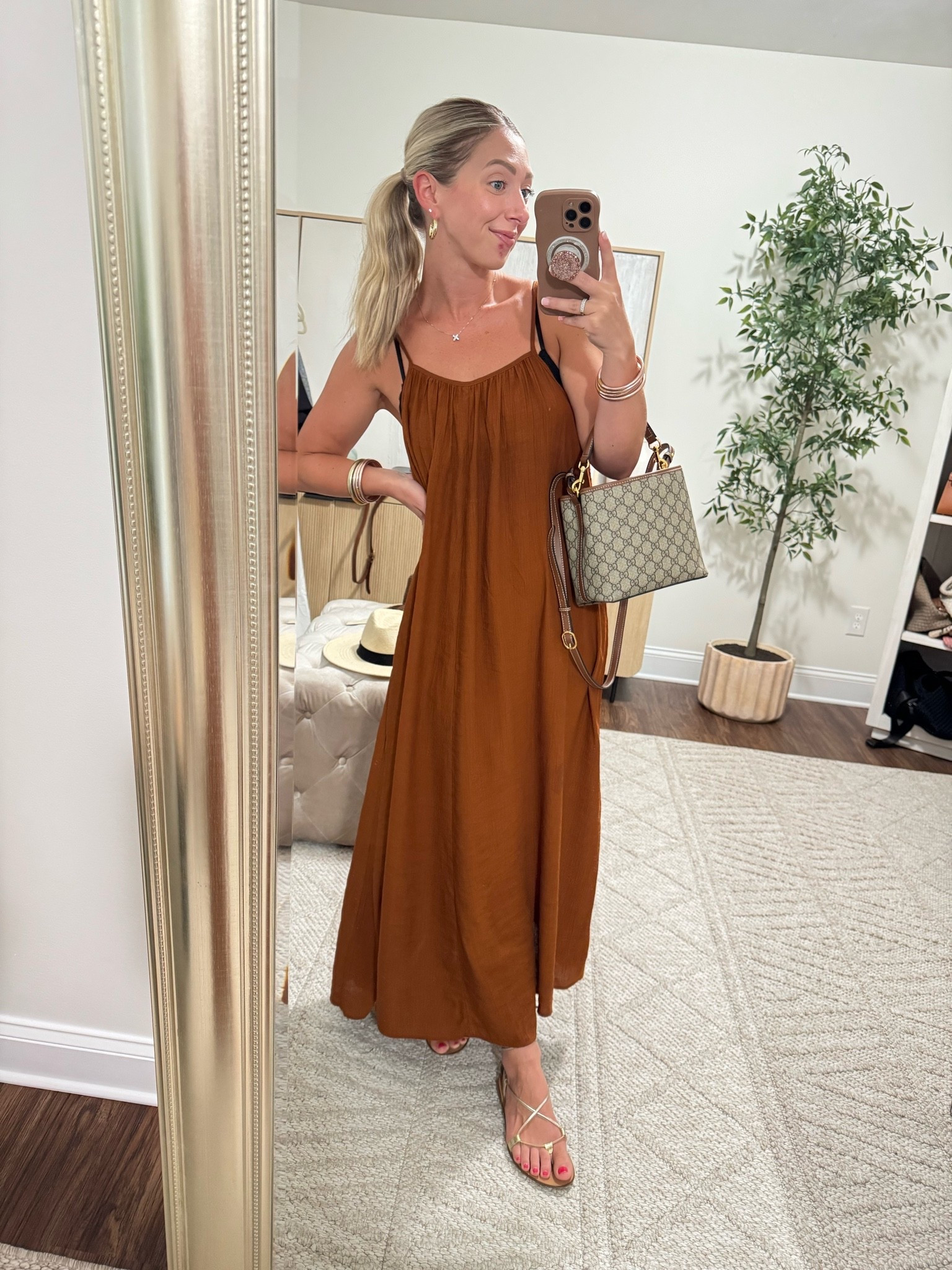 OOTD for date night 🩷 linking similar (dress is many years old from H&M)

#LTKootd #LTKdayinmylife #LTKgrwm
