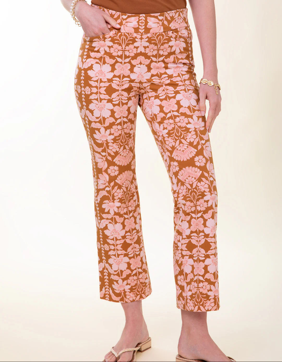 Maren Kick Flare Pant McAllister Floral Vine Caramel Small | Spartina 449