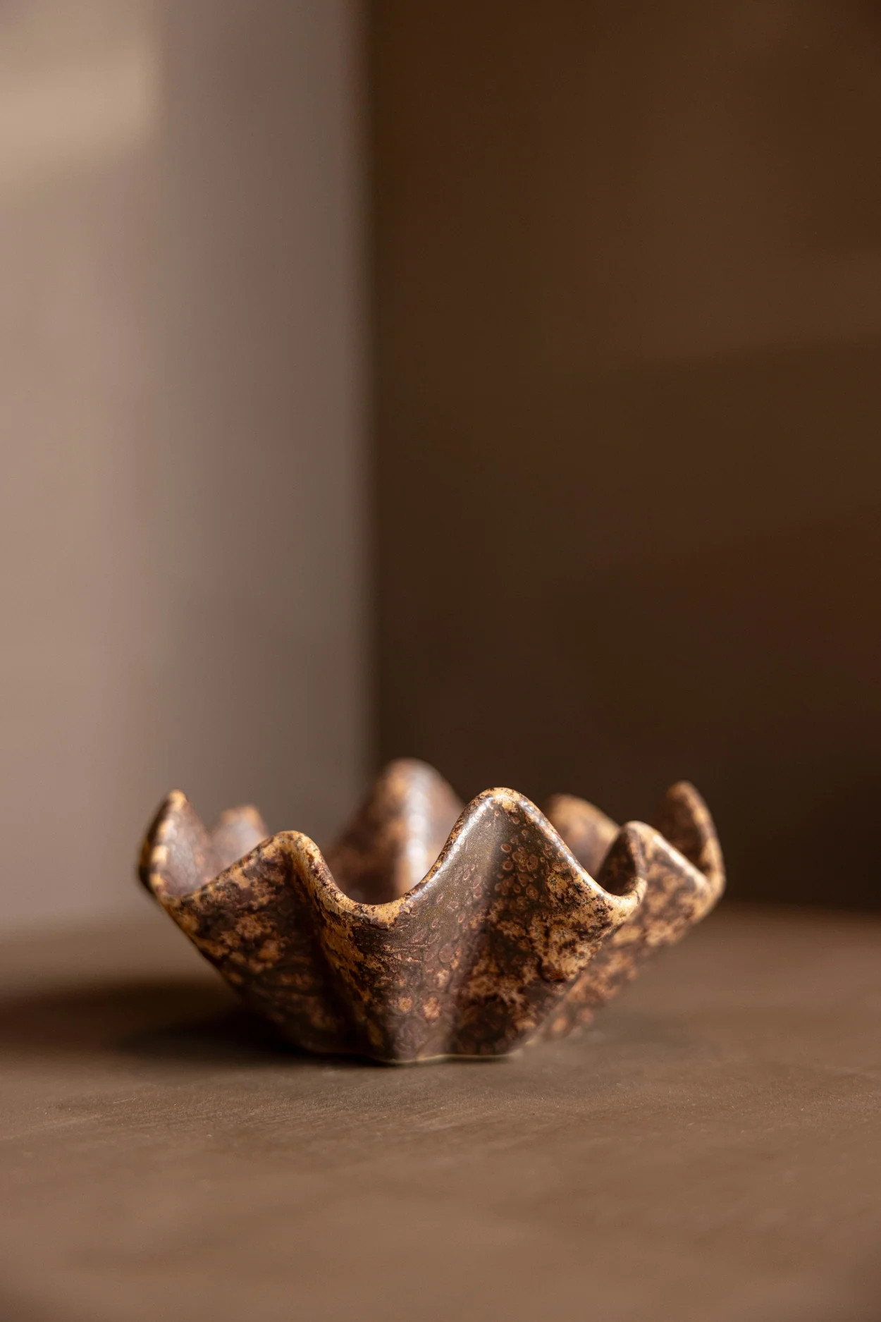 Brown Ceramic Scalloped Dish | Luxe B Co
