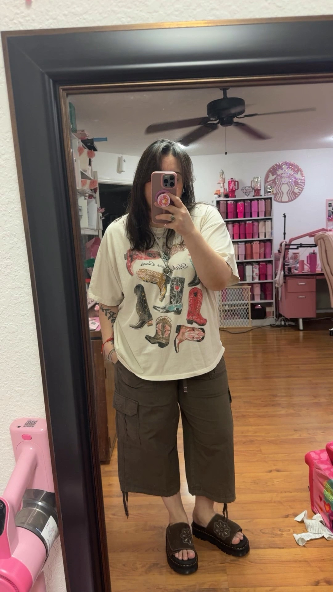 These crop pants are amazing and super comfortable and thin from American eagle….oversized top from daydreamer and cute sandals from dr martens summer ready.