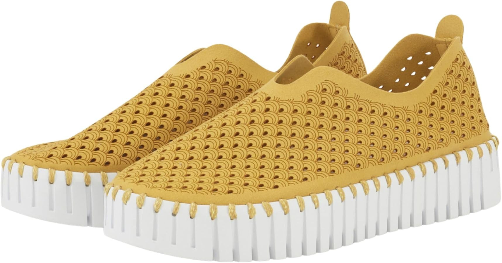 Ilse Jacobsen HORNBAEK Women's Tulip 3373 Platform | Slip-On | Low-Top | Amazon (US)