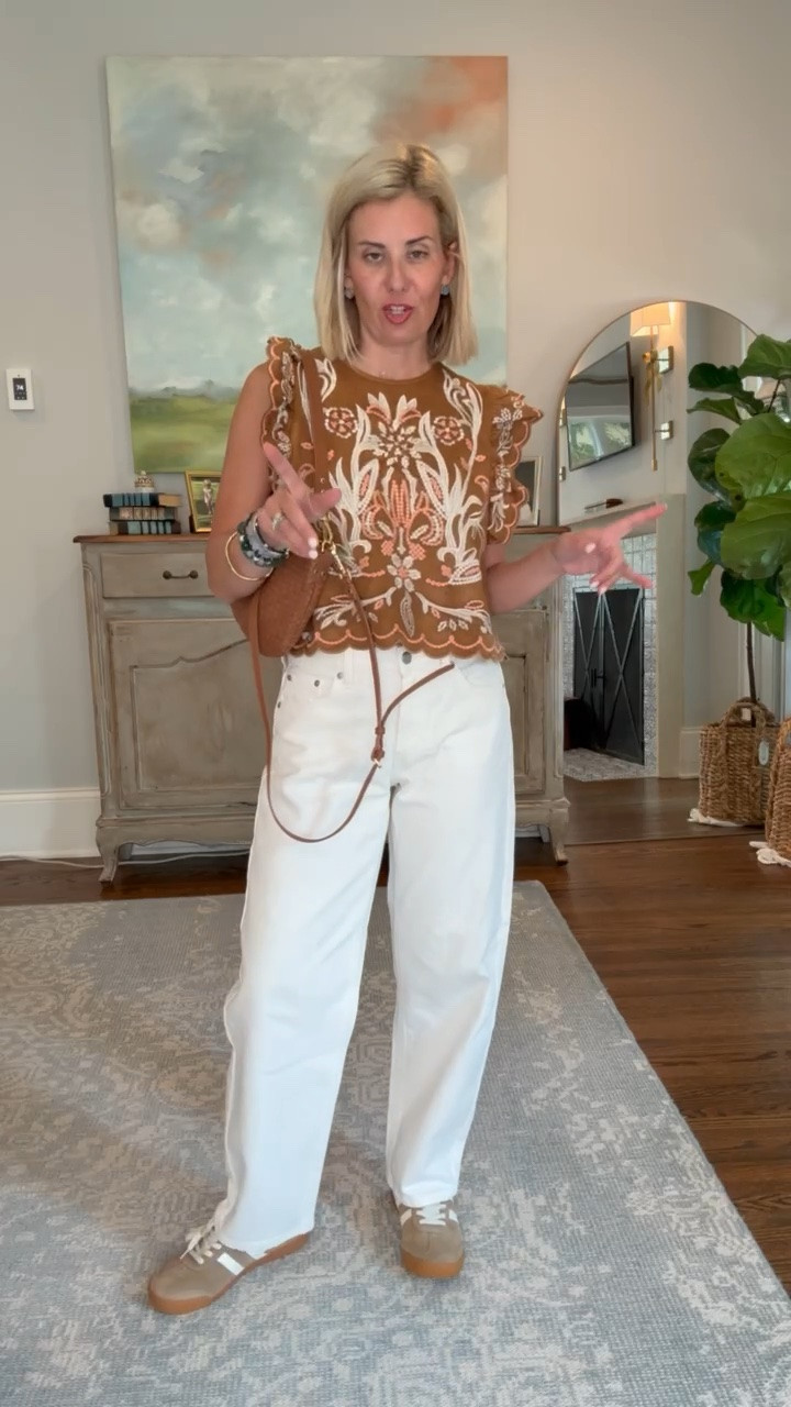 How gorgeous is this top?!? Styling this one all the ways. 
Top - xs
Jeans - 26
Sneakers - 8 tts

Codes:
*Avara - Catherine15 for 15% off 1st order
*Allie + Bess - Catherine20

#LTKdayinmylife #LTKSeasonal #LTKOver40

￼