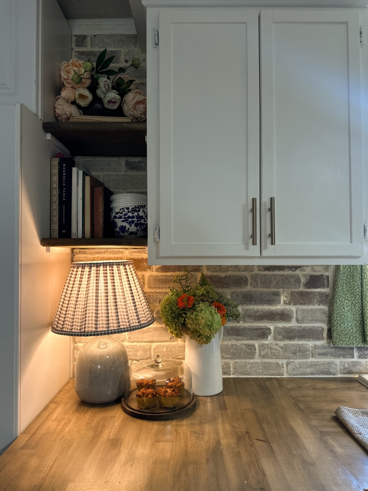 Summer and fall cozy kitchen decor 