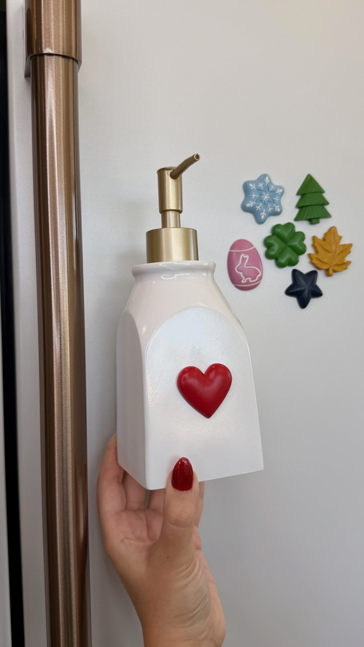 Amazon Magnetic Soap Dispenser 

#LTKHome #LTKFindsUnder50 #LTKSeasonal