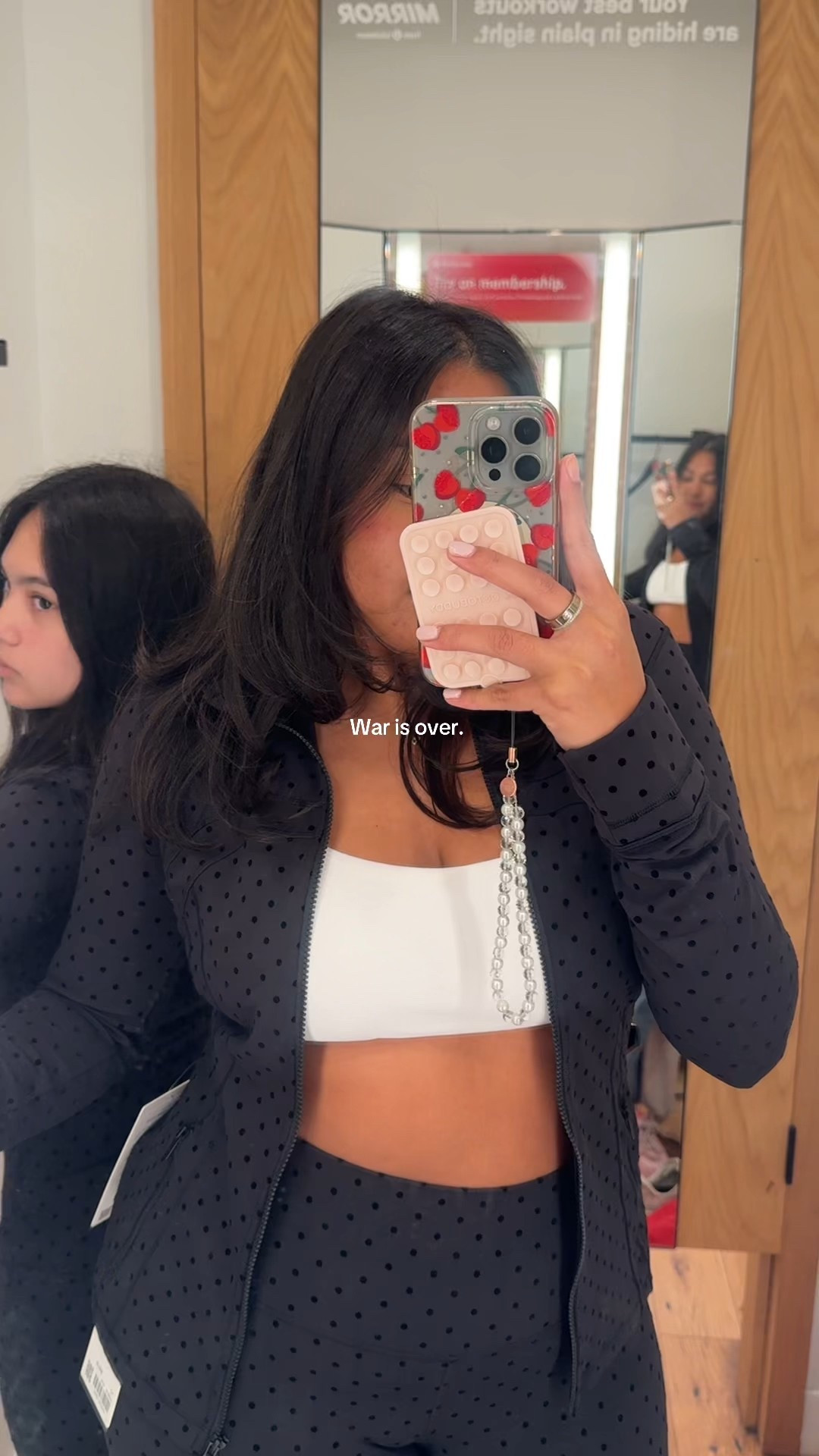 The new lululemon polka dot set is finally available!!!

#LTKCyberWeek #LTKMidsize #LTKGiftGuide