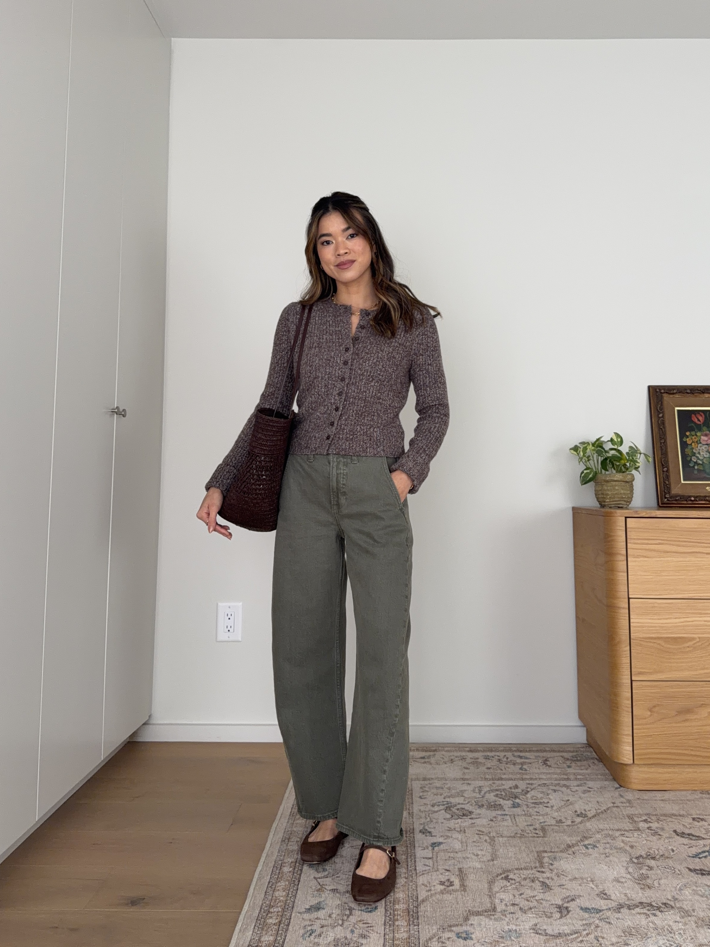 These @abercrombie are perfect petite friendly denim!
Use the stackable Abercrombie discount code AFCHLOE for an extra 15% off🤎

Sizing info:
-Abercrombie High Rise barrel Jean (Size 24 Short in Olive)
-Abercrombie Merino Wool-Blend Shrunken Crew Cardigan (Size XS in Brown)

Fall Abercrombie new arrivals, Abercrombie sweaters, Abercrombie petite pants, Abercrombie petite jeans, Abercrombie fall sweater, Abercrombie petite sweater, Petite style, petite fashion, mom outfit, mom style, petite pants, petite outfit ideas, petite outfits, best pants for petite, petite denim, vacation outfits, fall outfits, fall style, fall trends, fall looks fall outfit ideas, Abercrombie try on, fall jeans, fall lookbook, fall outfits,

**Use code AFCHLOE to get an additional 15% off almost everything in stores and online at checkout from September 10, 2026 to September 14, 2026 in US/CA. Exclusions apply. See details online.

#LTKootd #LTKSeasonal #LTKPetite
