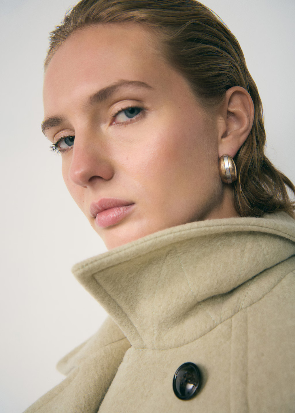 Two-tone hoop earrings - Women | MANGO USA | Mango (US/MX/AU)