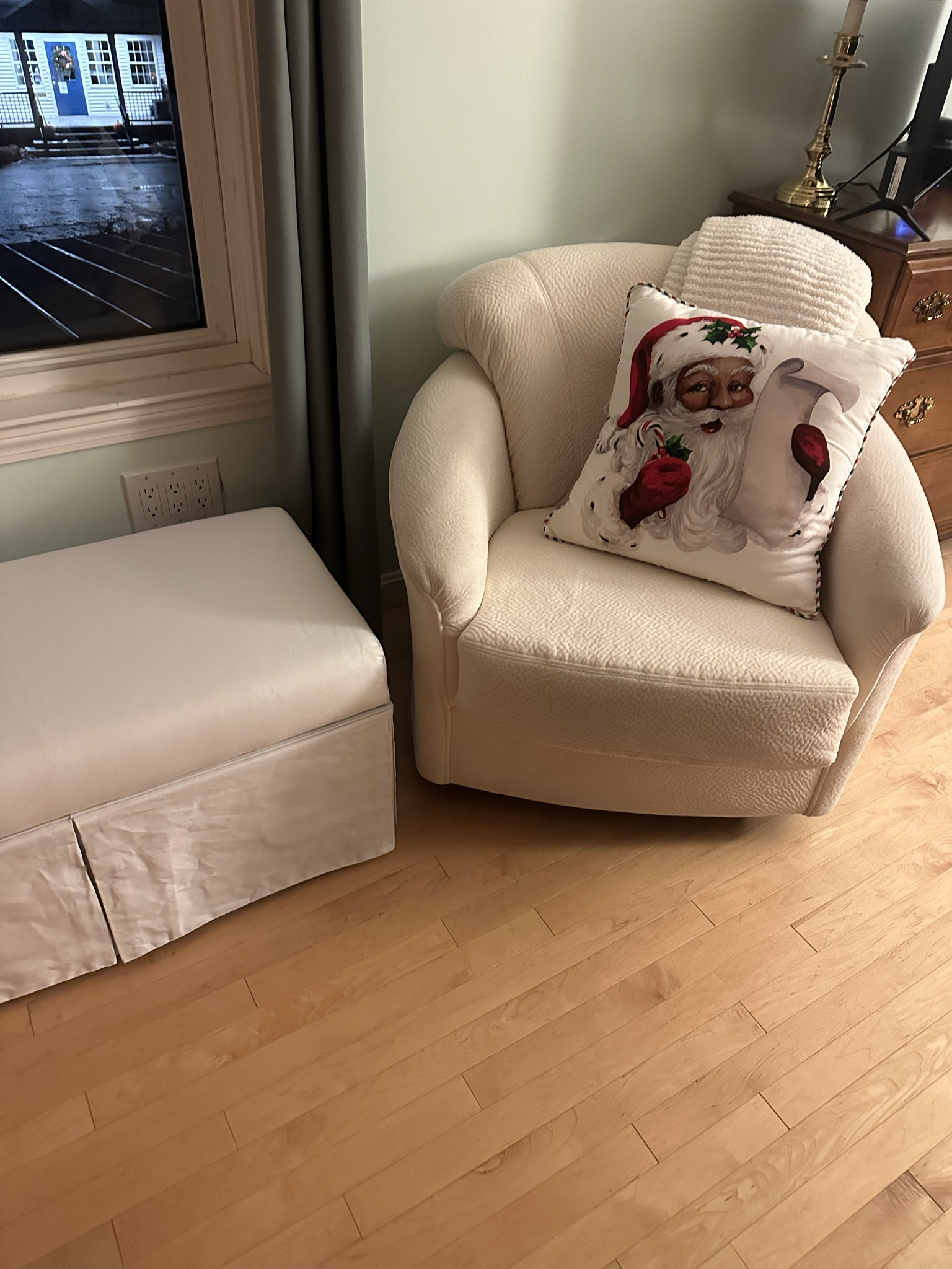 How cute is this pillow?

#LTKHome #LTKSeasonal #LTKHoliday