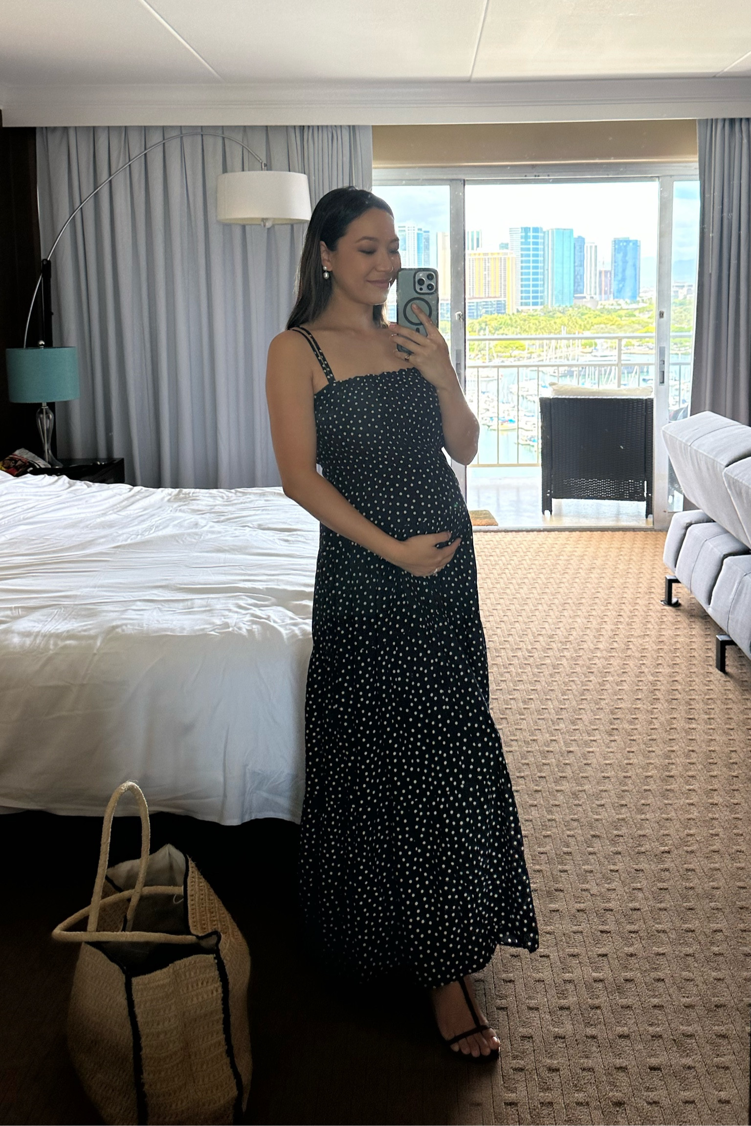 Hawaii summer/vacation dress 

Abercrombie dress - small very bump-friendly! Small is my usual AF size 
Madewell sandals tts 
Tote 

#LTKBump #LTKTravel