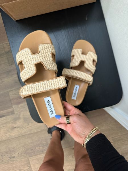 New sandals!

Spring shoes 
Spring outfits 
Summer outfits 
Vacation outfit 

#LTKshoecrush #LTKfindsunder100 #LTKstyletip
