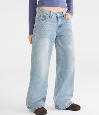 Low-Rise Baggy Wide Leg Hibiscus Jean | Aeropostale