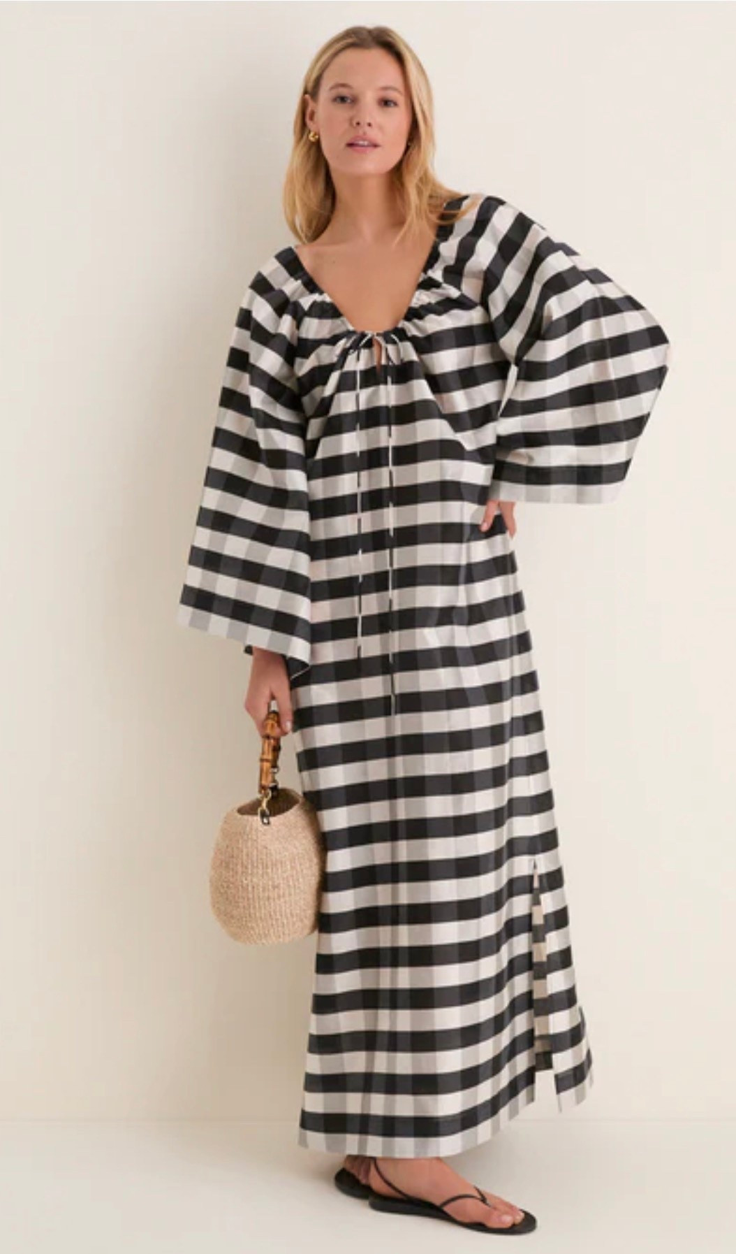 This new tuckernuck kaftan is so dang good! 

#LTKootd #LTKmomlife #LTKSeasonal